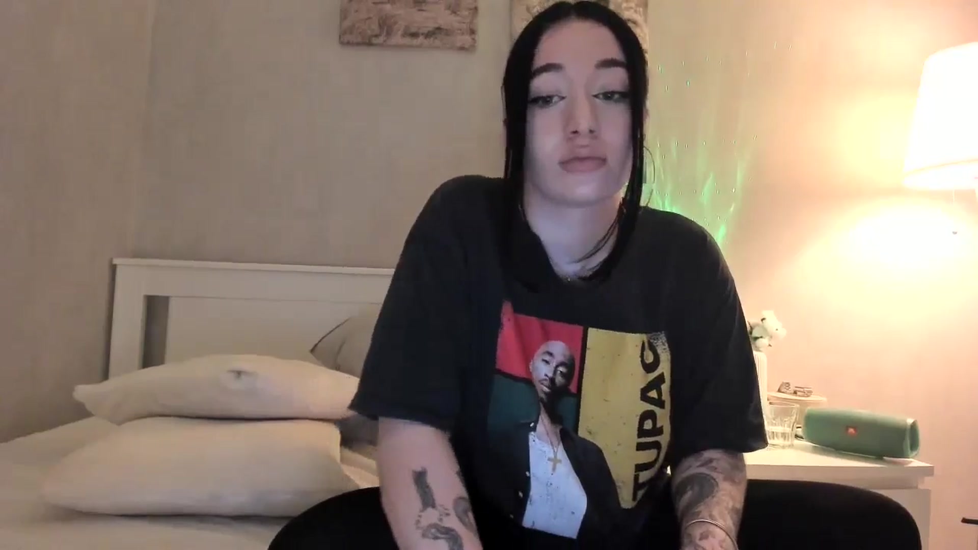 Gallery image thumbnail from BoredRoom's myfreecams stream on, 06/12/2024, 11:12 image 12 of 20