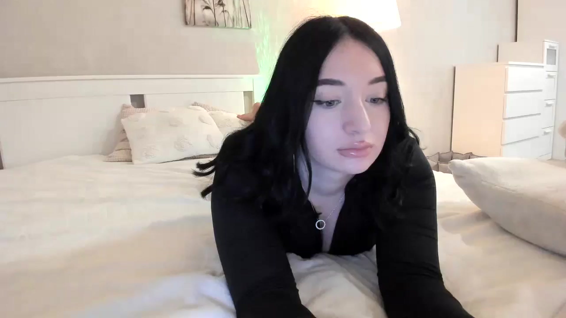 Gallery image thumbnail from BoredRoom's myfreecams stream on, 06/13/2024, 08:29 image 16 of 20