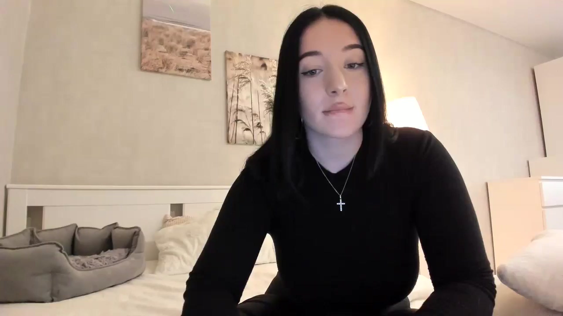 Gallery image thumbnail from BoredRoom's myfreecams stream on, 06/22/2024, 14:11 image 1 of 20