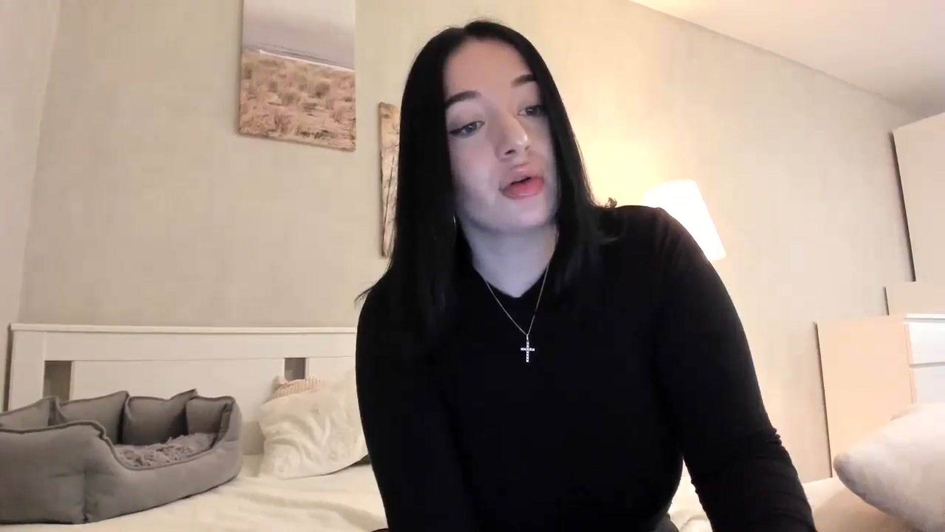 Gallery image thumbnail from BoredRoom's myfreecams stream on, 06/22/2024, 14:11 image 2 of 20