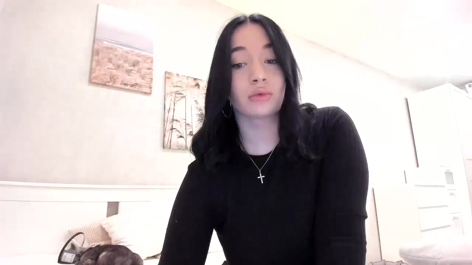 Gallery image thumbnail from BoredRoom's myfreecams stream on, 06/23/2024, 14:31 image 6 of 20