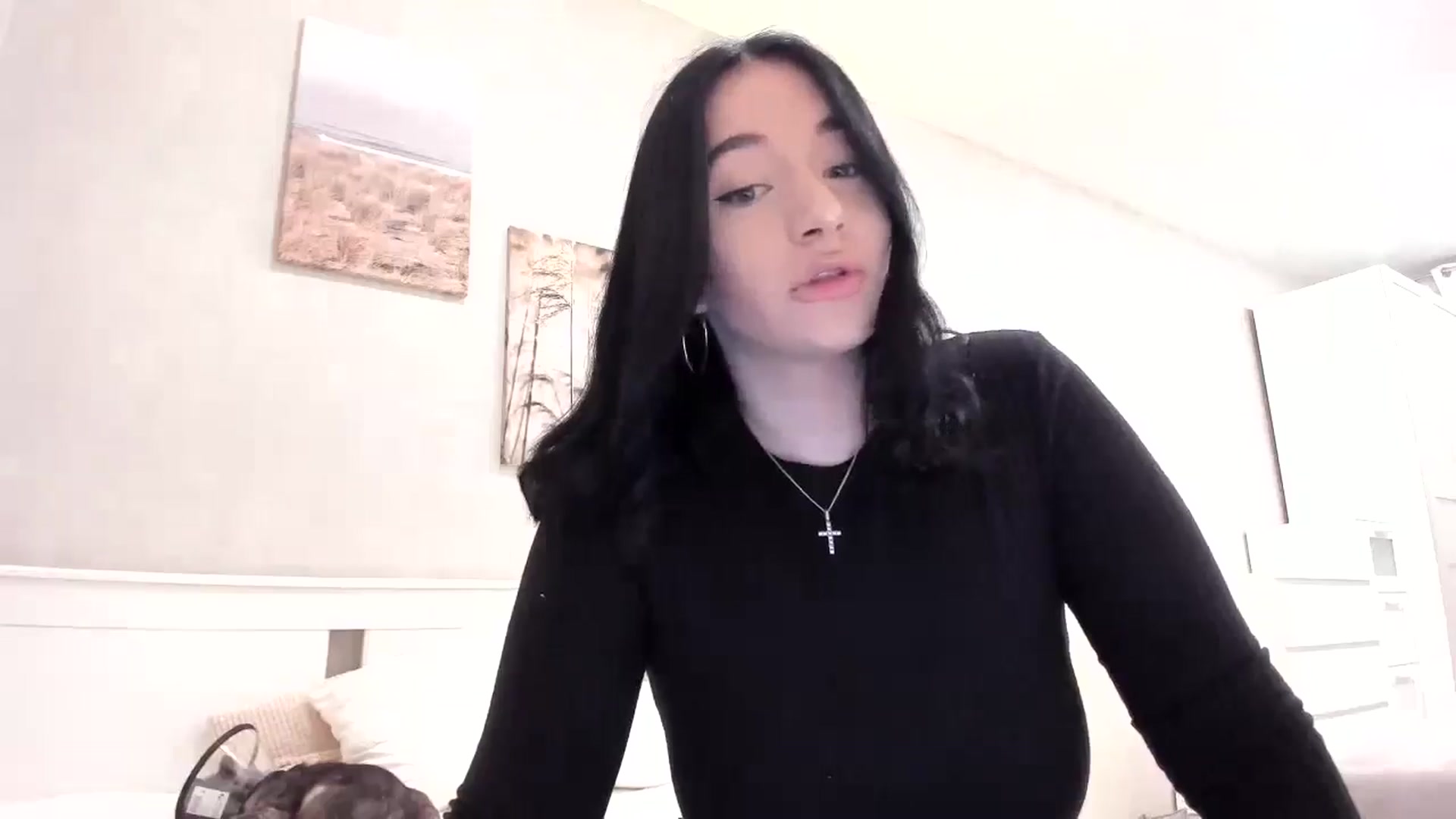 Gallery image thumbnail from BoredRoom's myfreecams stream on, 06/23/2024, 14:31 image 7 of 20
