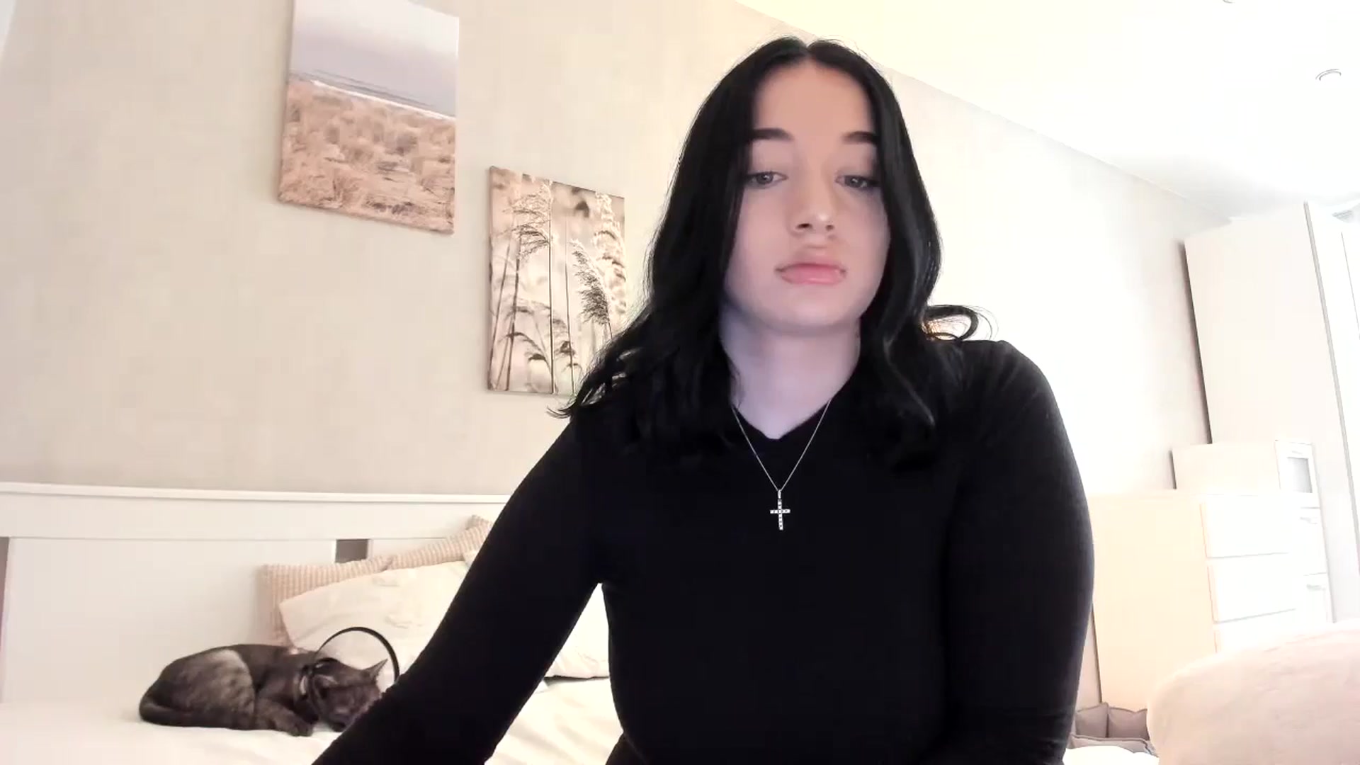 Gallery image thumbnail from BoredRoom's myfreecams stream on, 06/24/2024, 09:32 image 20 of 20
