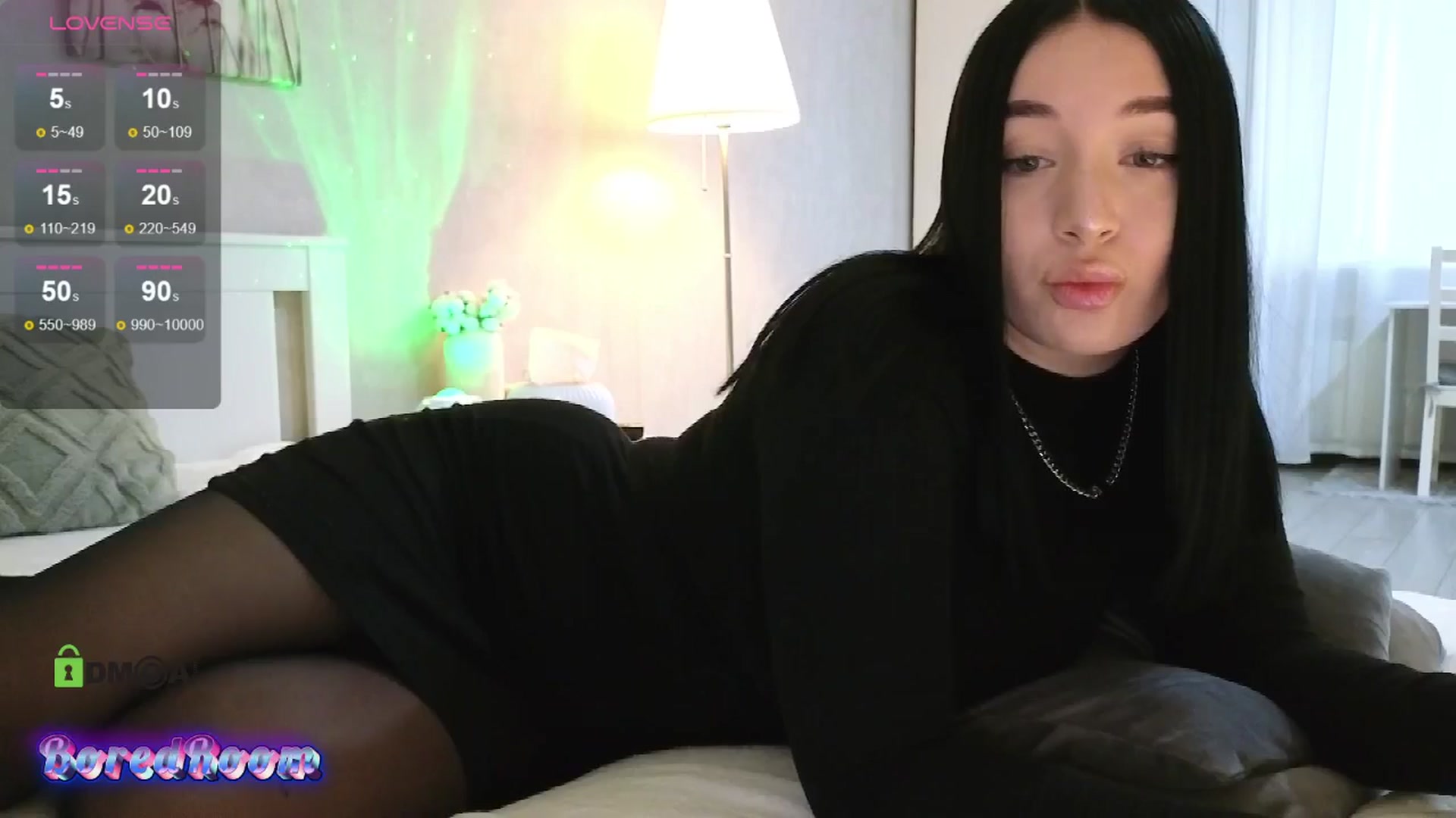 Gallery image thumbnail from BoredRoom's myfreecams stream on, 08/20/2024, 06:45 image 12 of 20