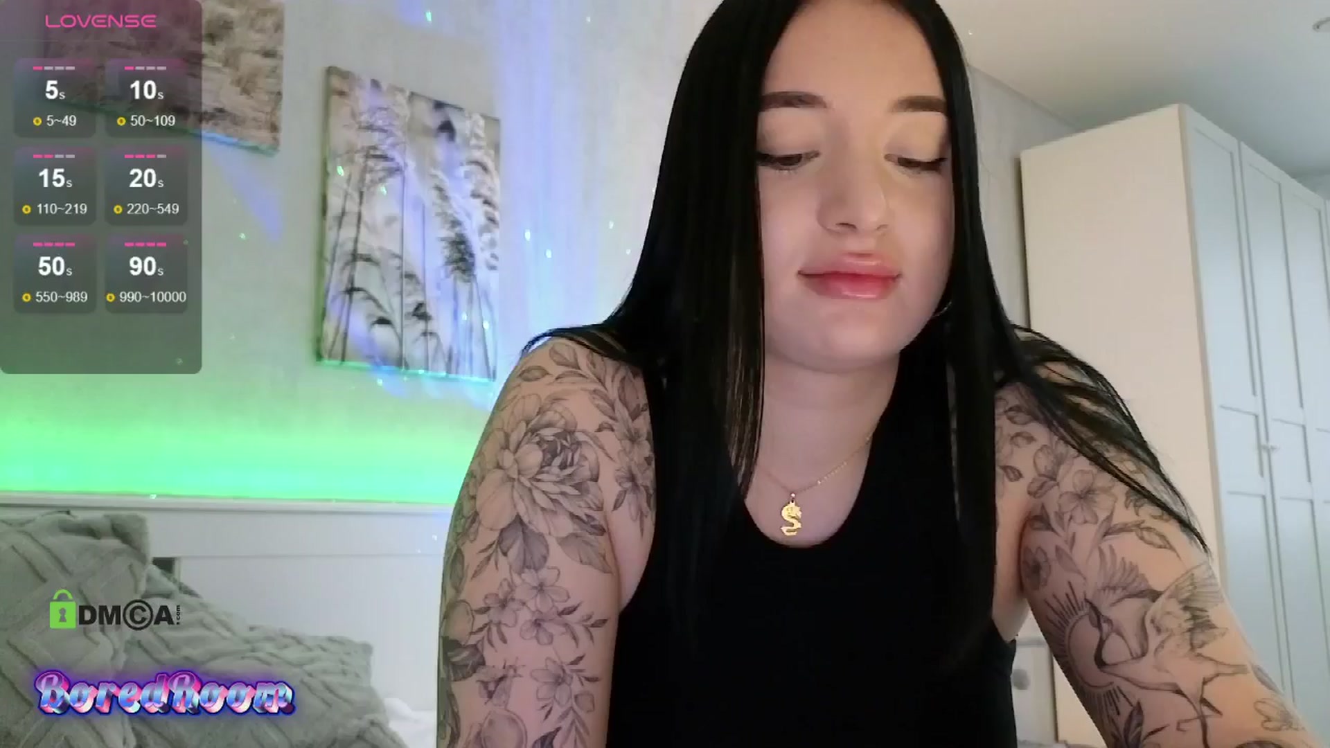 Gallery image thumbnail from BoredRoom's myfreecams stream on, 08/21/2024, 12:19 image 15 of 20