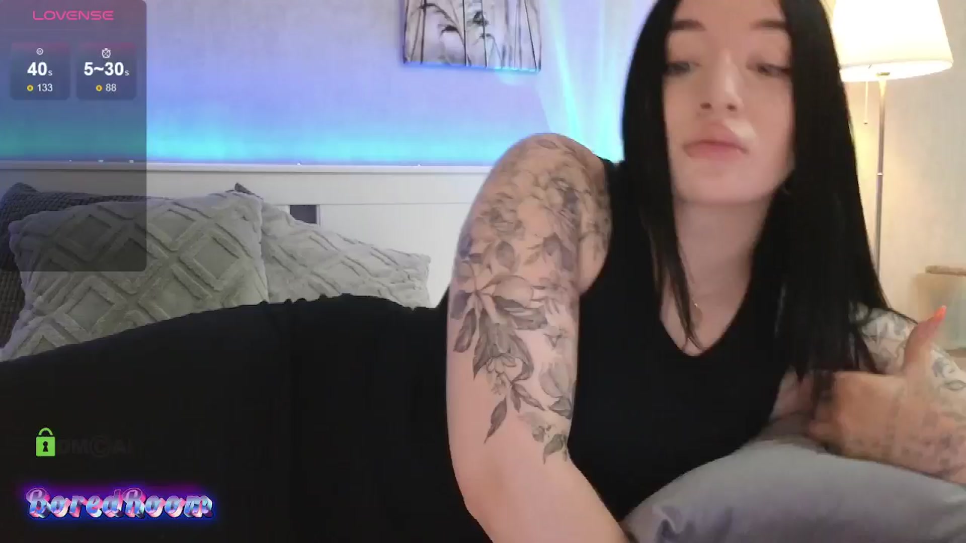Gallery image thumbnail from BoredRoom's myfreecams stream on, 08/21/2024, 15:12 image 6 of 20