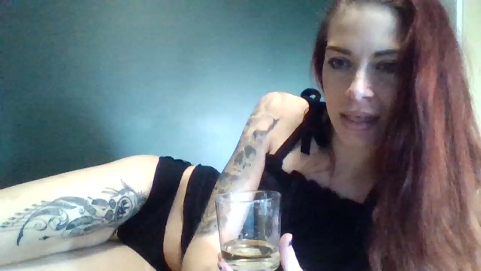 Gallery image thumbnail from Boredhotmama's myfreecams stream on, 11/25/2022, 13:32 image 8 of 20