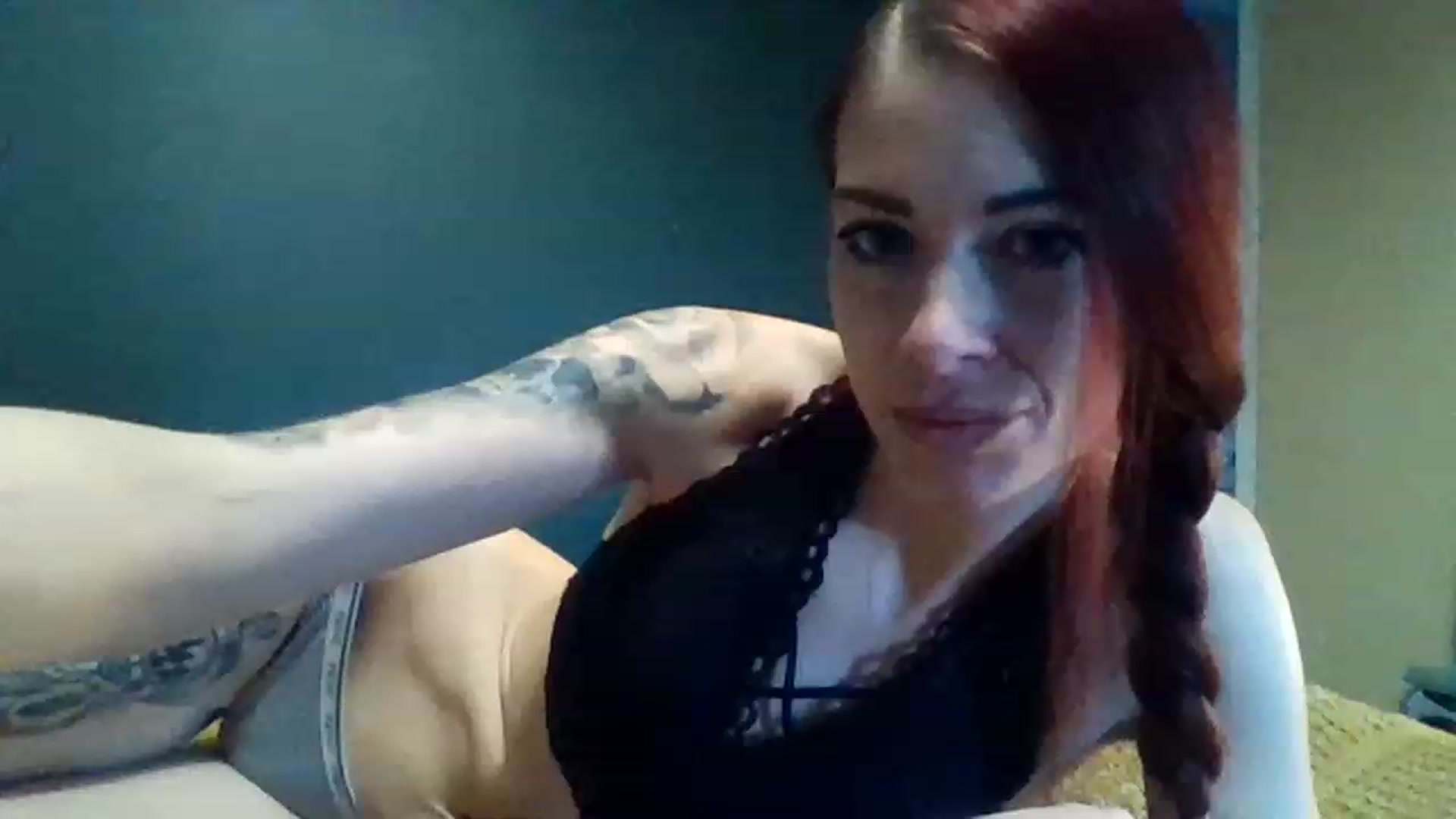 Gallery image thumbnail from Boredhotmama's myfreecams stream on, 11/25/2022, 14:19 image 19 of 20