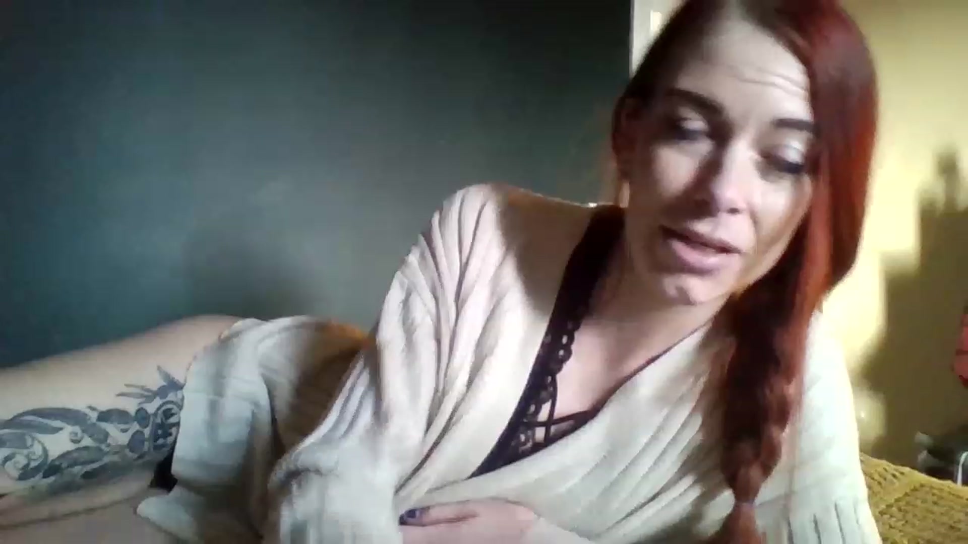 Gallery image thumbnail from Boredhotmama's myfreecams stream on, 11/25/2022, 15:04 image 5 of 20