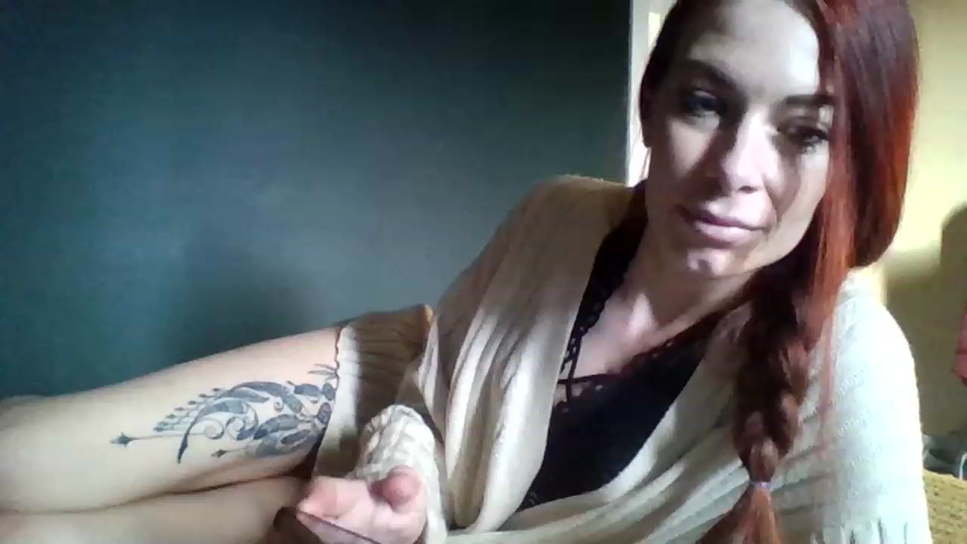 Gallery image thumbnail from Boredhotmama's myfreecams stream on, 11/25/2022, 15:04 image 7 of 20