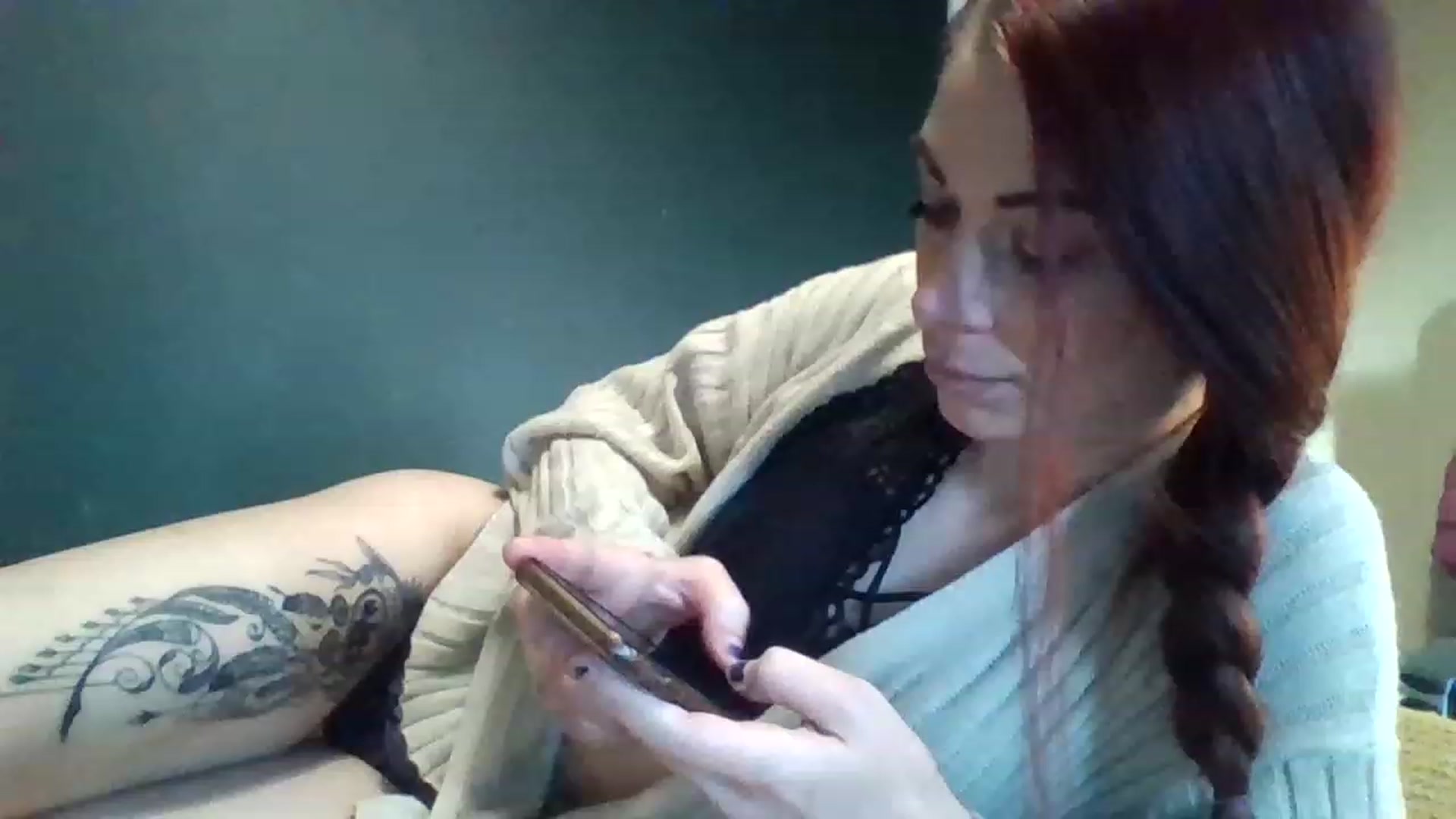 Gallery image thumbnail from Boredhotmama's myfreecams stream on, 11/25/2022, 15:04 image 8 of 20