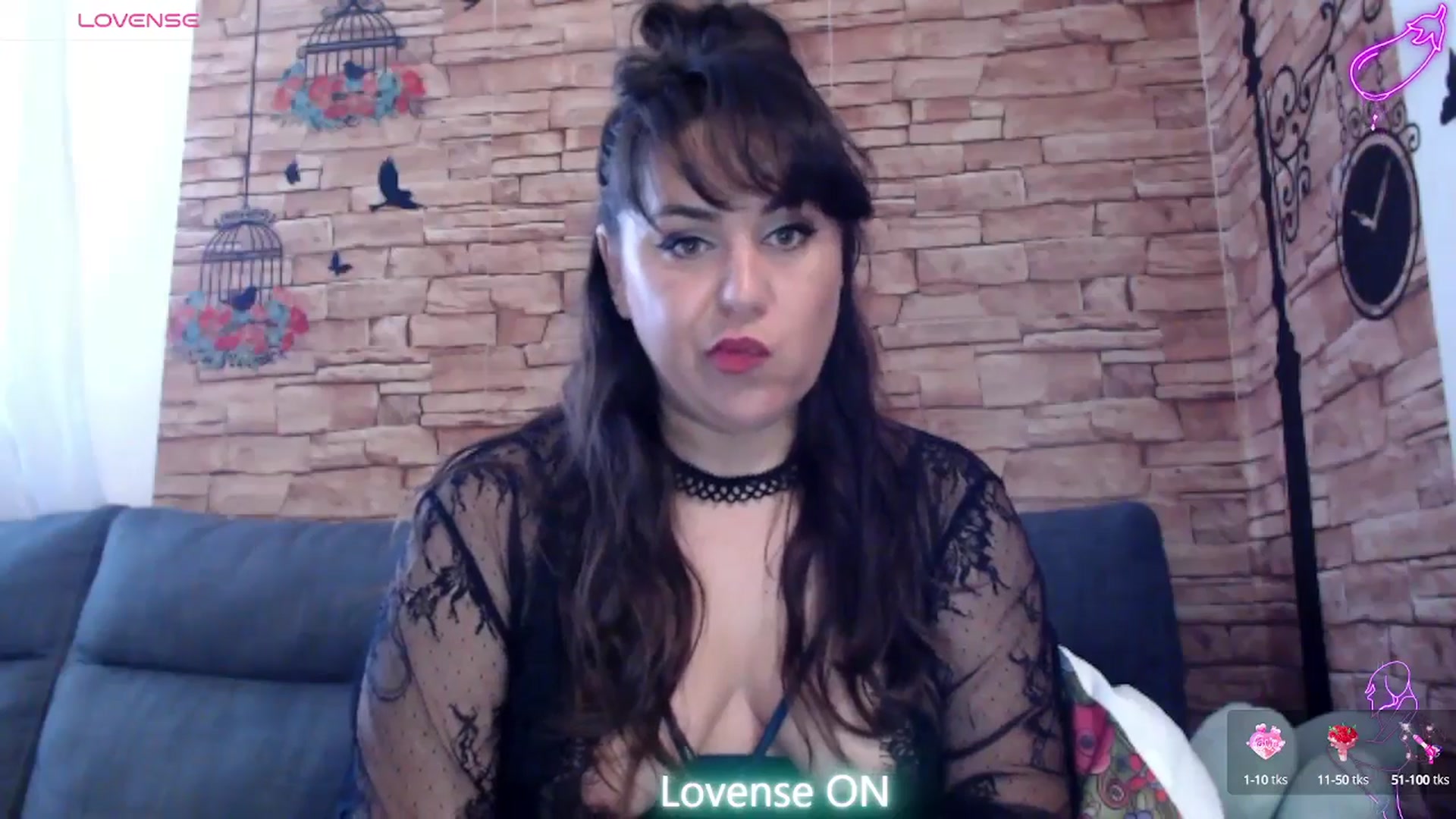 Gallery image thumbnail from BornToBeWild's myfreecams stream on, 04/10/2025, 11:20 image 15 of 20
