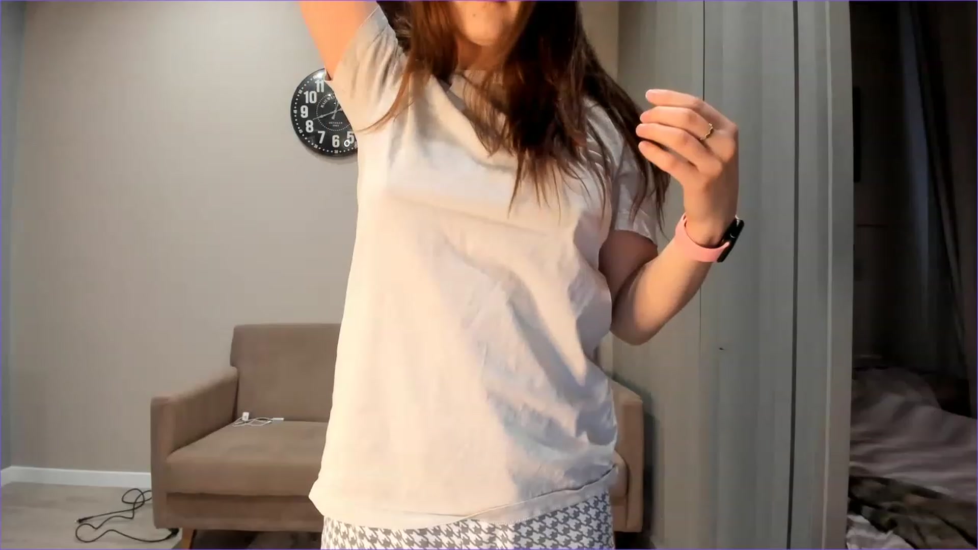 Gallery image thumbnail from Borra's myfreecams stream on, 11/27/2022, 04:00 image 11 of 20