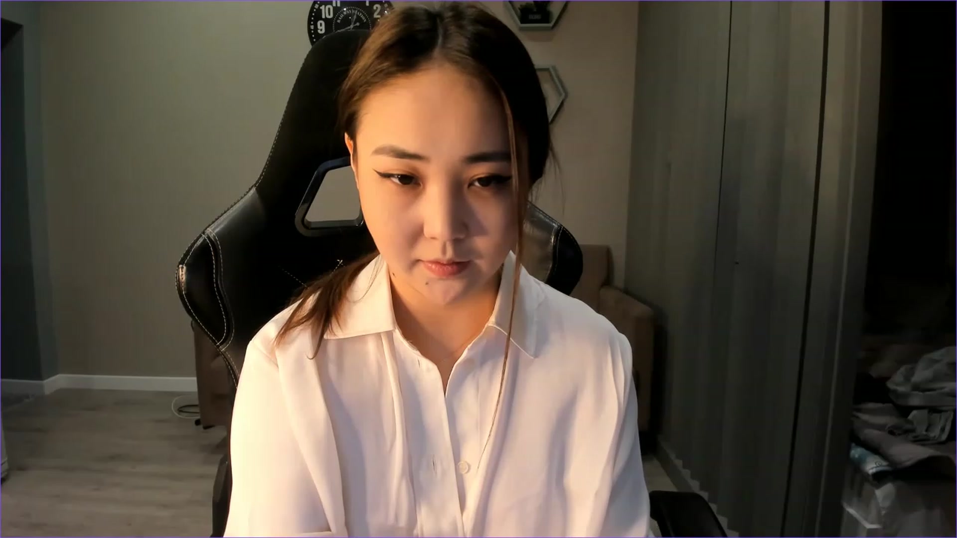Gallery image thumbnail from Borra's myfreecams stream on, 11/29/2022, 06:32 image 3 of 20