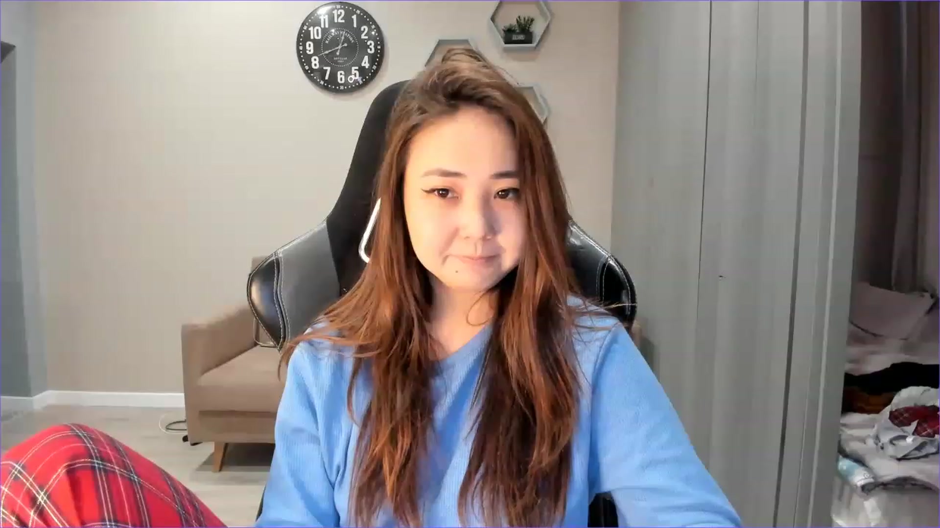 Gallery image thumbnail from Borra's myfreecams stream on, 11/29/2022, 09:08 image 2 of 20
