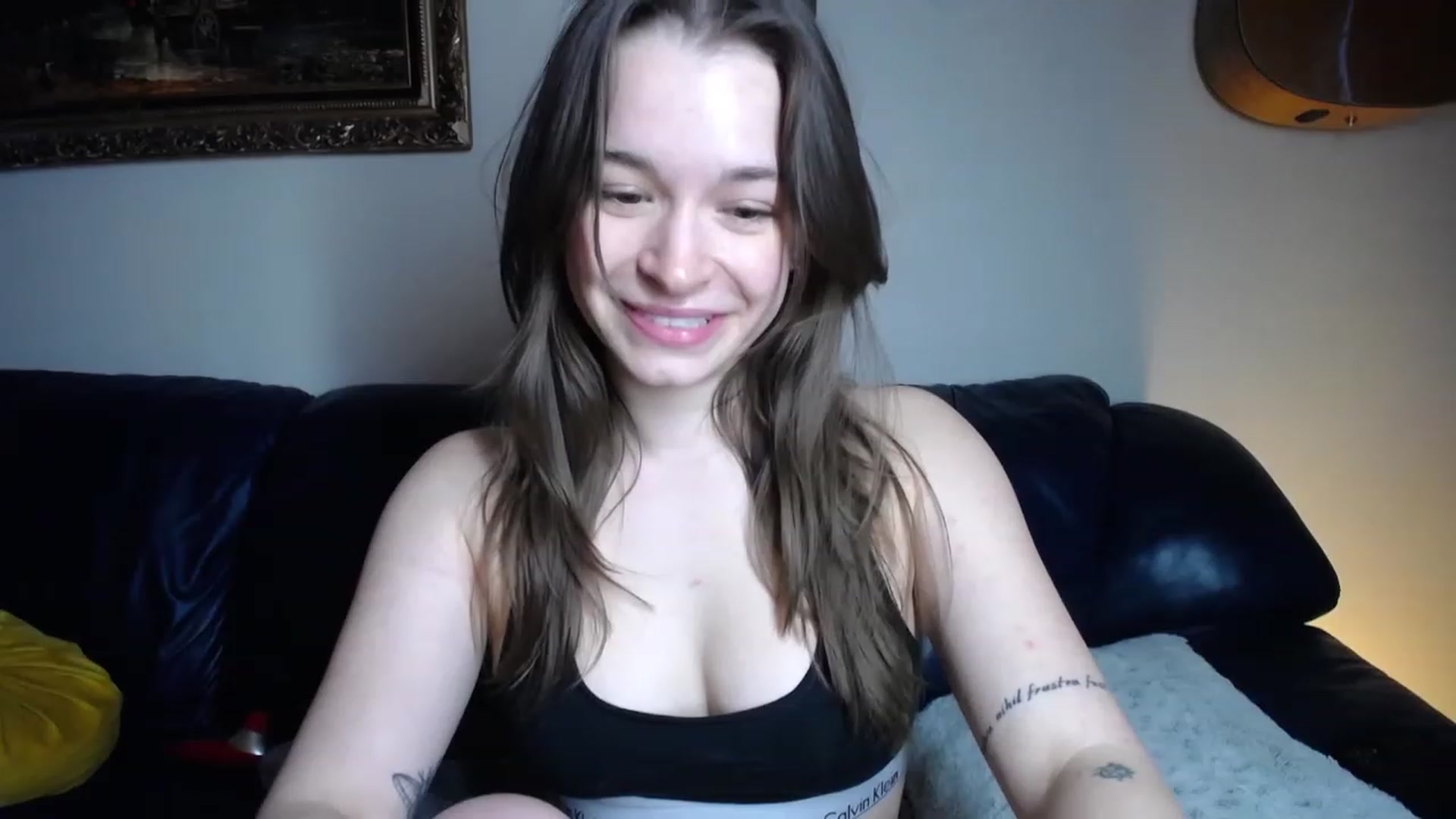 Gallery image thumbnail from BossBabyGirl's myfreecams stream on, 11/30/2022, 22:50 image 7 of 20