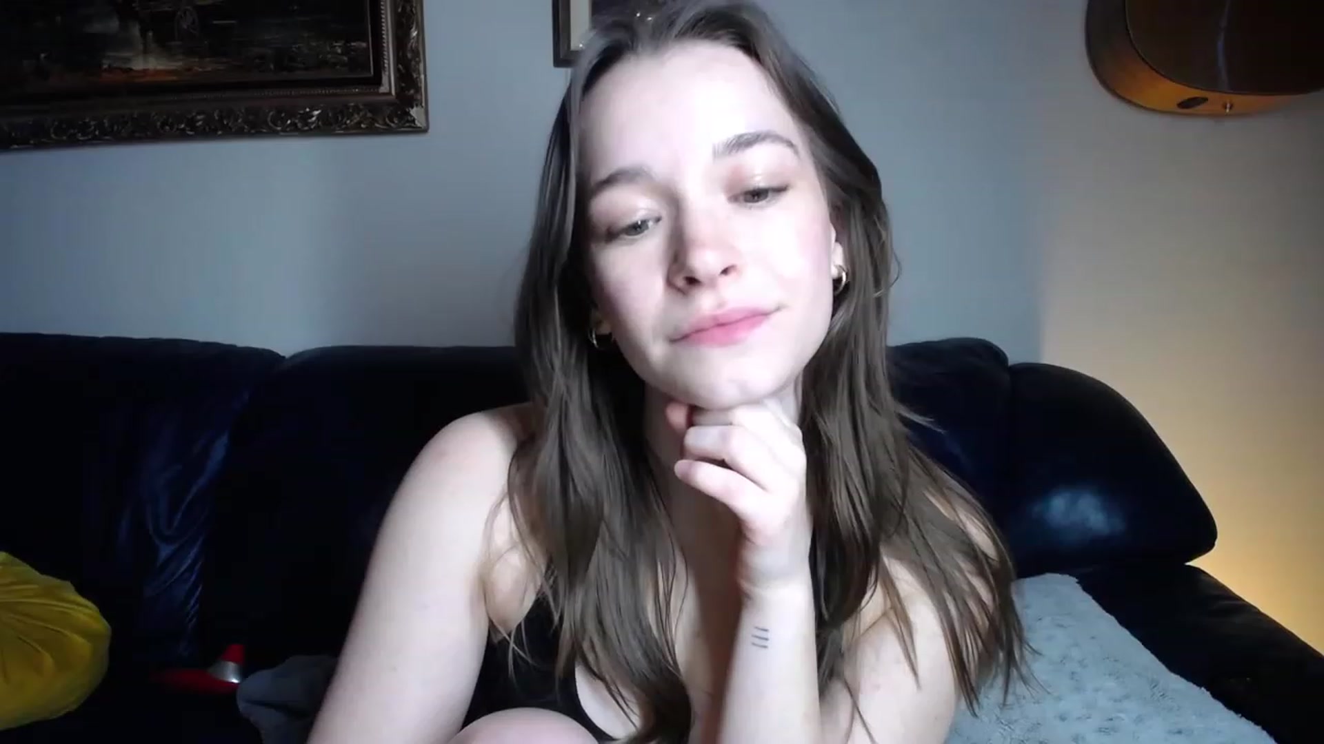 Gallery image thumbnail from BossBabyGirl's myfreecams stream on, 11/30/2022, 22:50 image 9 of 20