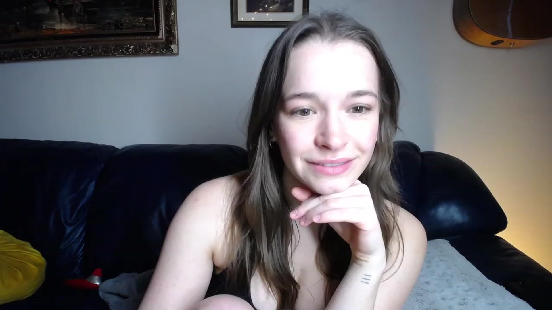 Gallery image thumbnail from BossBabyGirl's myfreecams stream on, 11/30/2022, 22:50 image 8 of 20