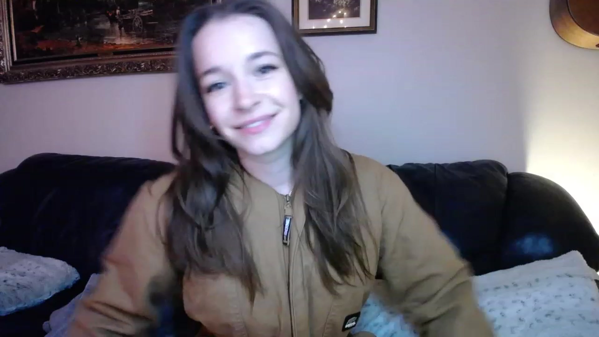 Gallery image thumbnail from BossBabyGirl's myfreecams stream on, 12/04/2022, 24:15 image 16 of 20