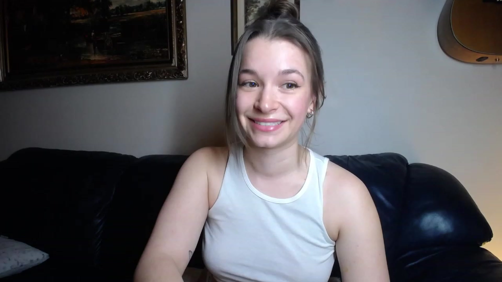 Gallery image thumbnail from BossBabyGirl's myfreecams stream on, 12/07/2022, 23:47 image 10 of 20
