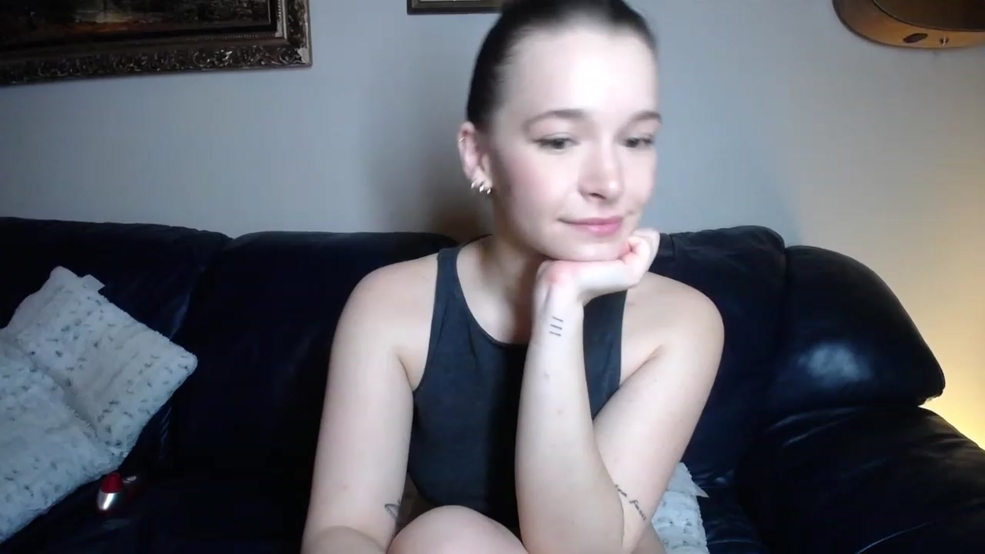 Gallery image thumbnail from BossBabyGirl's myfreecams stream on, 12/11/2022, 22:55 image 18 of 20