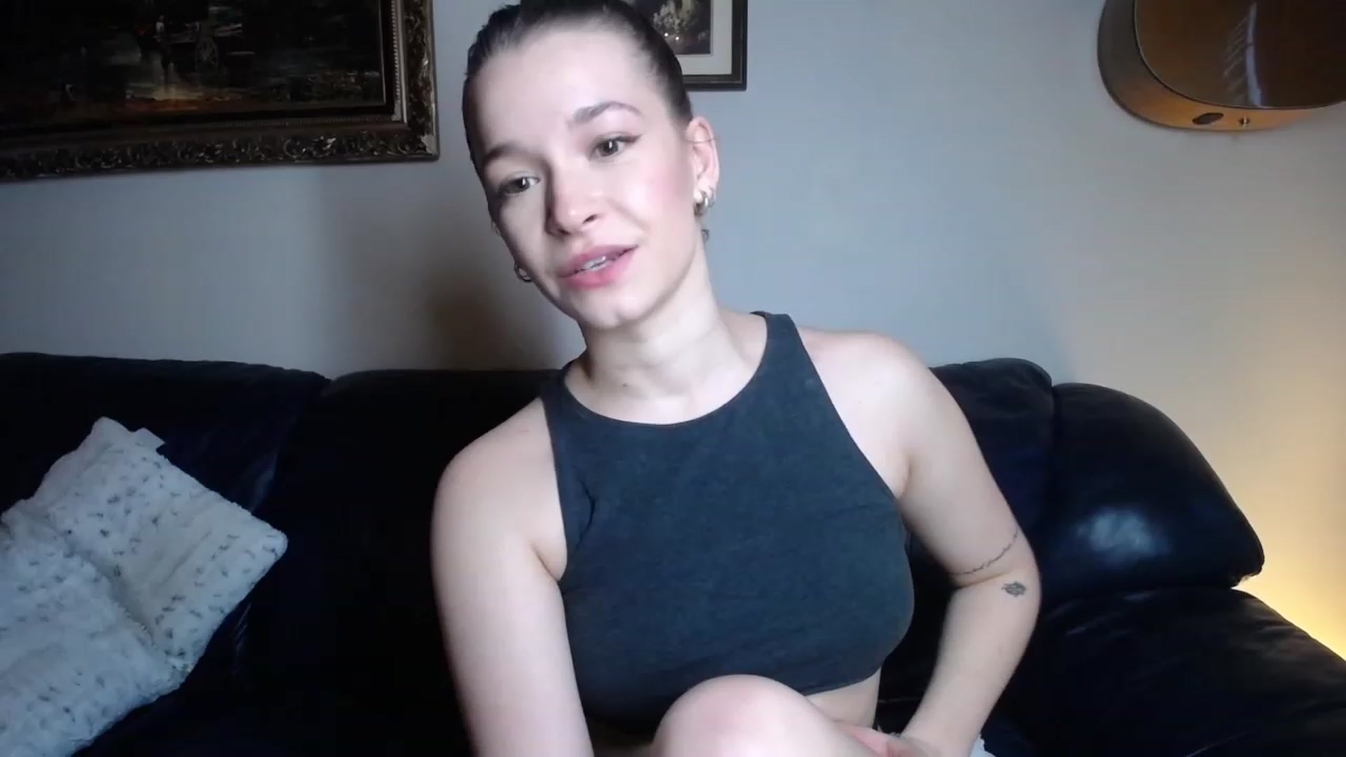 Gallery image thumbnail from BossBabyGirl's myfreecams stream on, 12/11/2022, 22:55 image 4 of 20