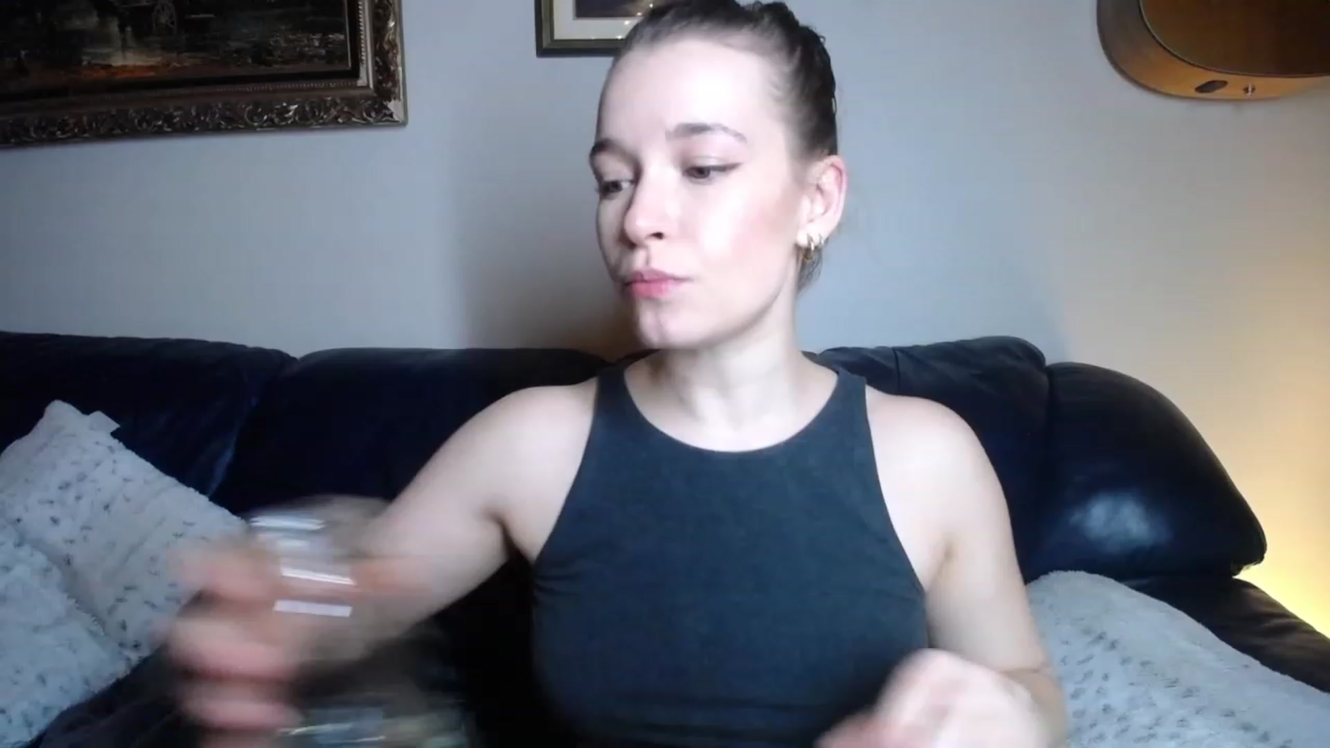 Gallery image thumbnail from BossBabyGirl's myfreecams stream on, 12/11/2022, 23:20 image 12 of 20