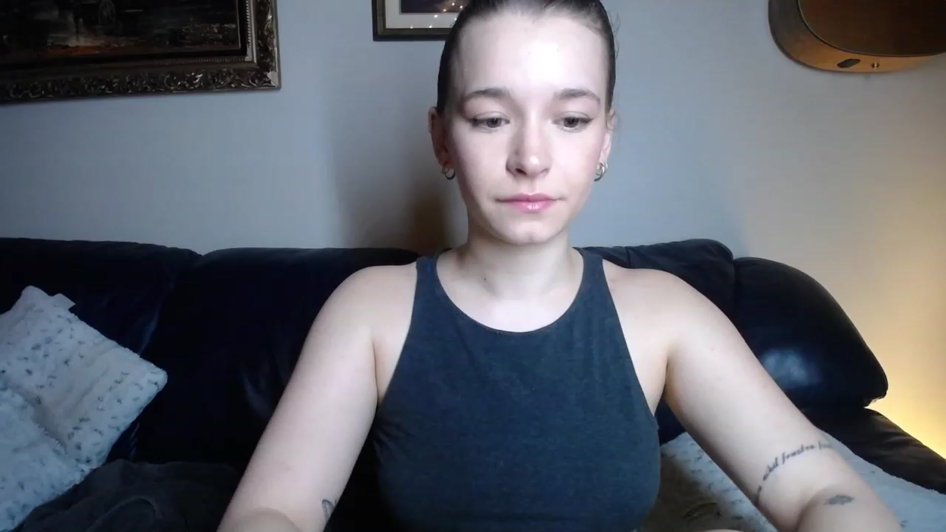 Gallery image thumbnail from BossBabyGirl's myfreecams stream on, 12/11/2022, 23:20 image 3 of 20