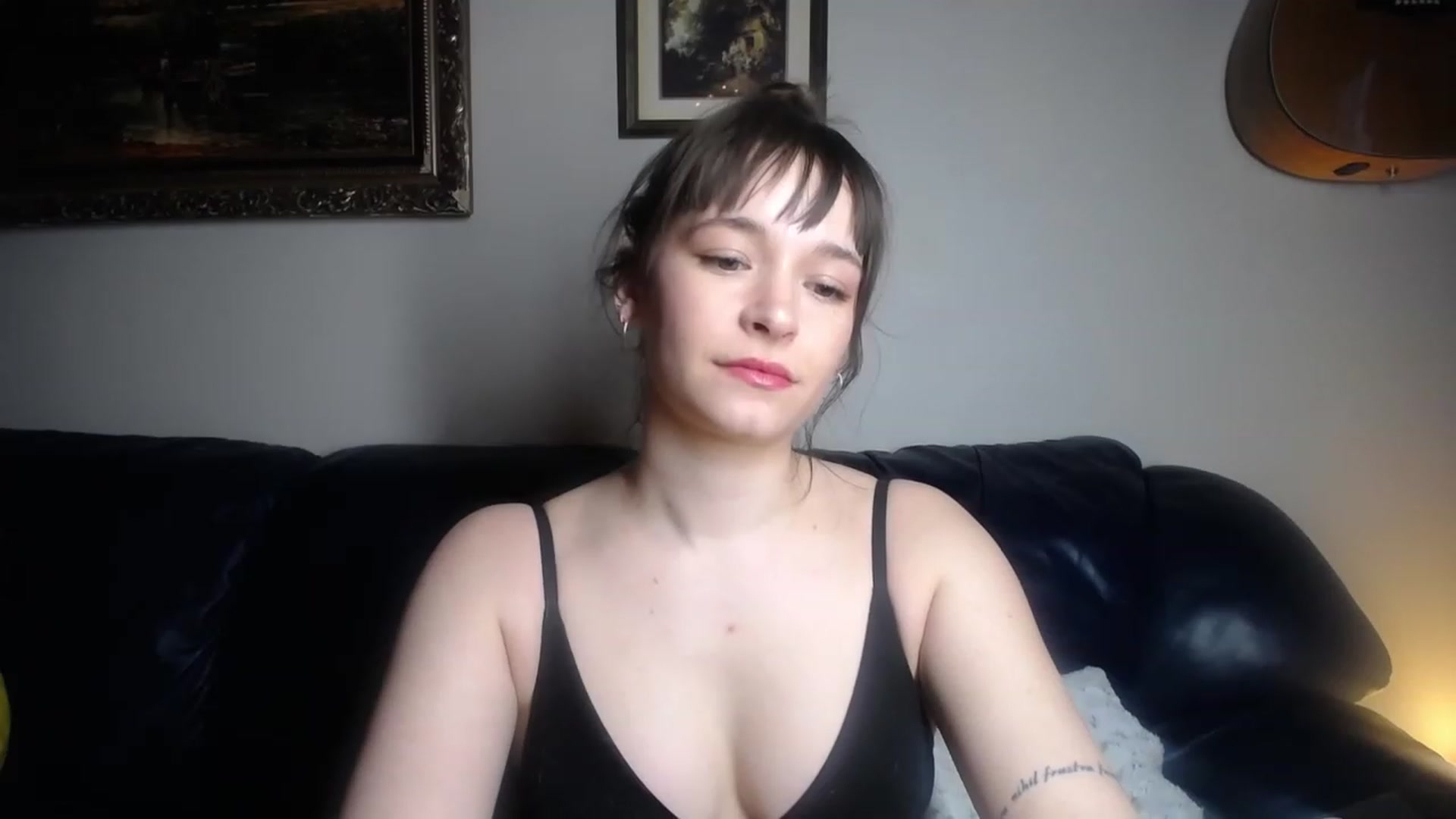 Gallery image thumbnail from BossBabyGirl's myfreecams stream on, 01/30/2023, 23:28 image 18 of 20