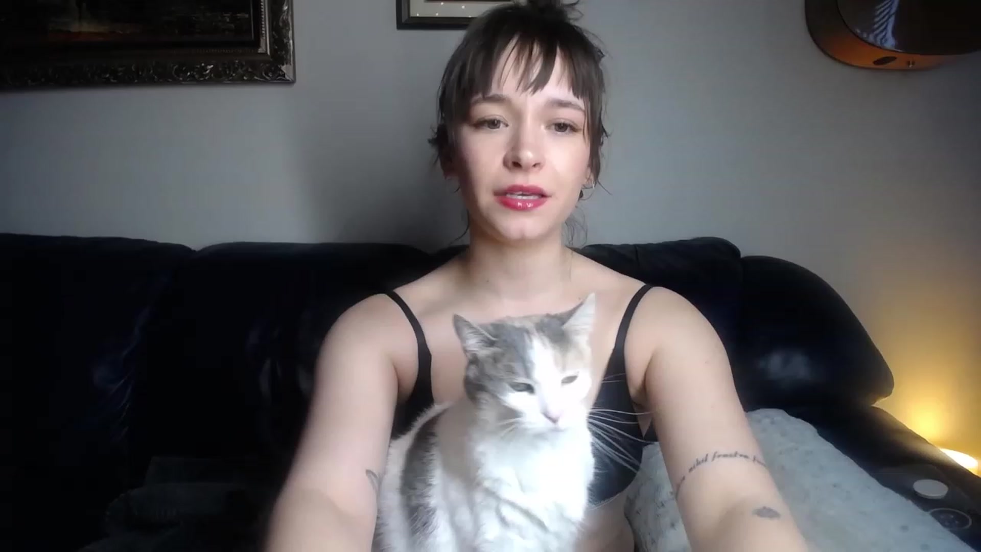 Gallery image thumbnail from BossBabyGirl's myfreecams stream on, 01/30/2023, 23:28 image 5 of 20