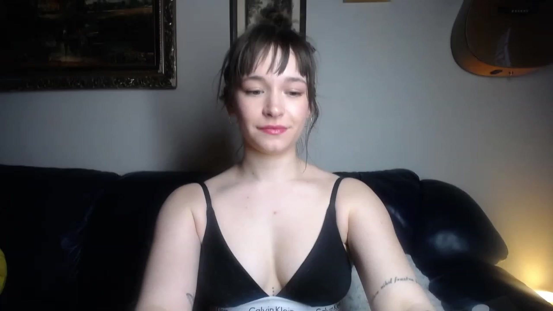Gallery image thumbnail from BossBabyGirl's myfreecams stream on, 01/30/2023, 23:28 image 16 of 20