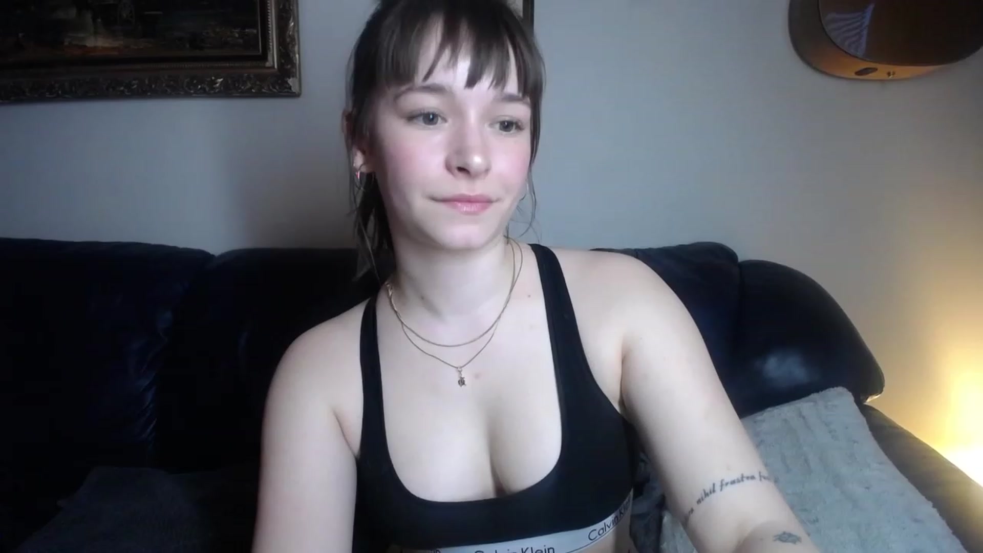 Gallery image thumbnail from BossBabyGirl's myfreecams stream on, 02/13/2023, 23:48 image 10 of 20