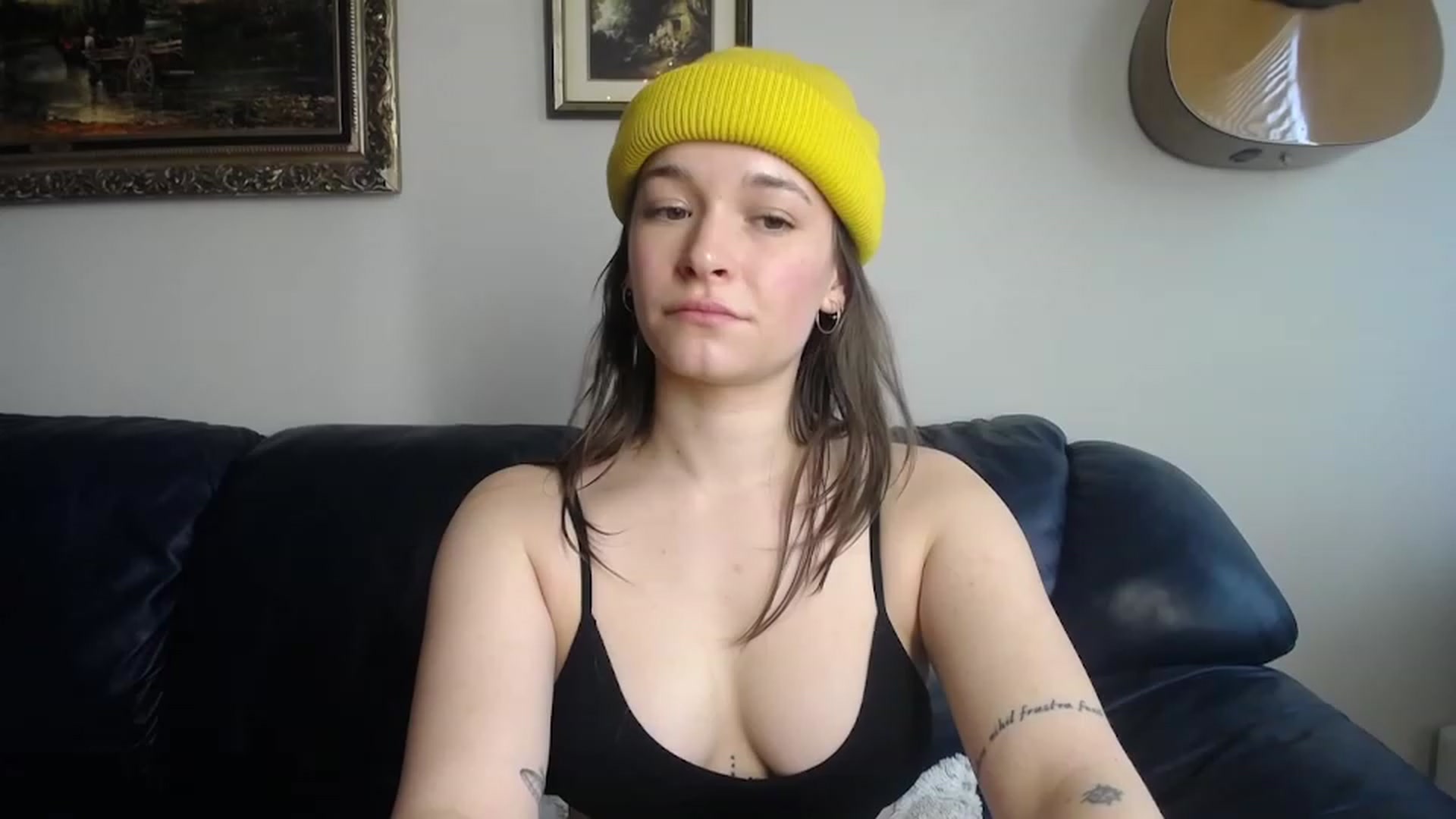 Gallery image thumbnail from BossBabyGirl's myfreecams stream on, 02/25/2023, 18:53 image 12 of 20