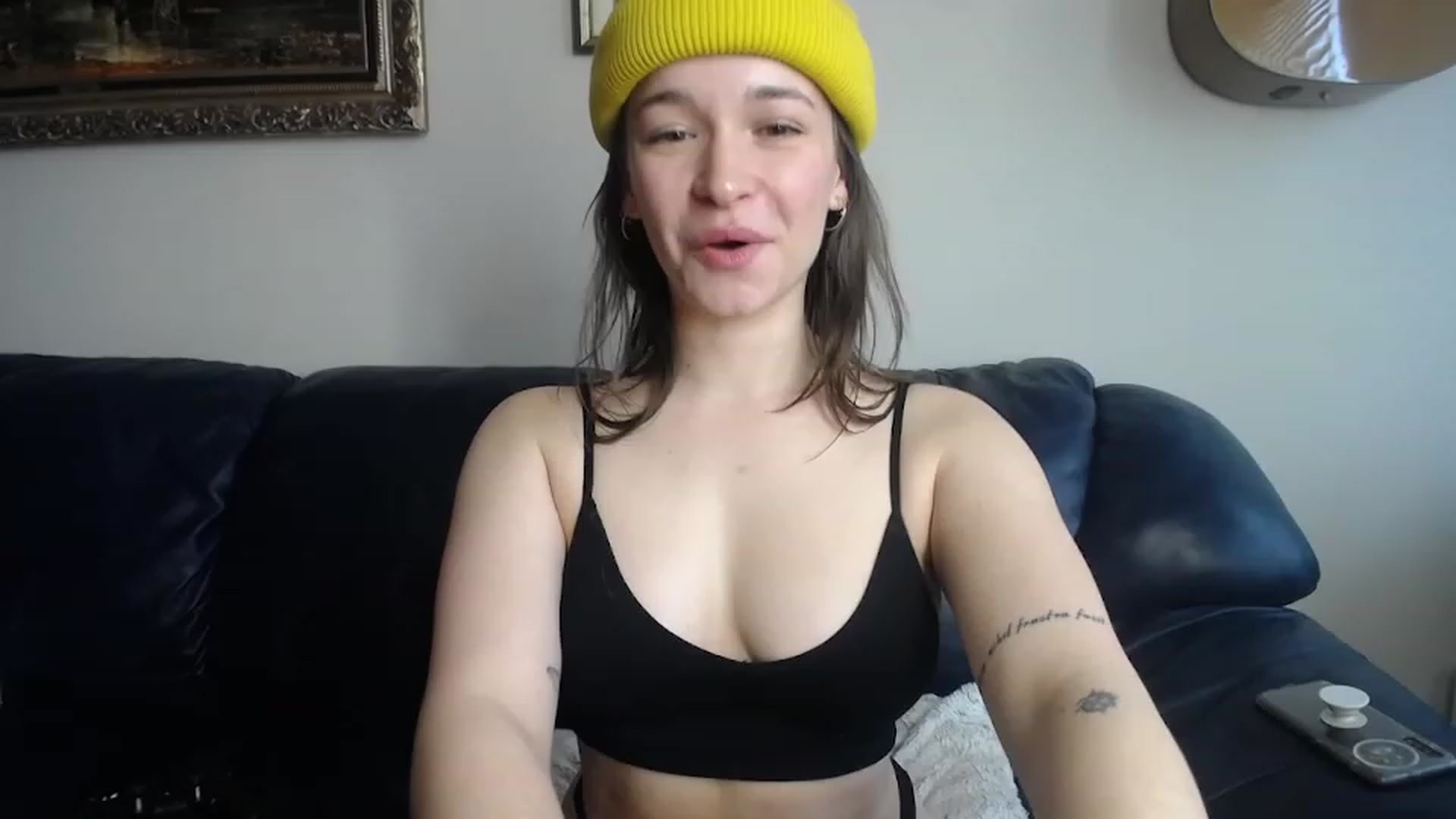 Gallery image thumbnail from BossBabyGirl's myfreecams stream on, 02/25/2023, 18:53 image 17 of 20