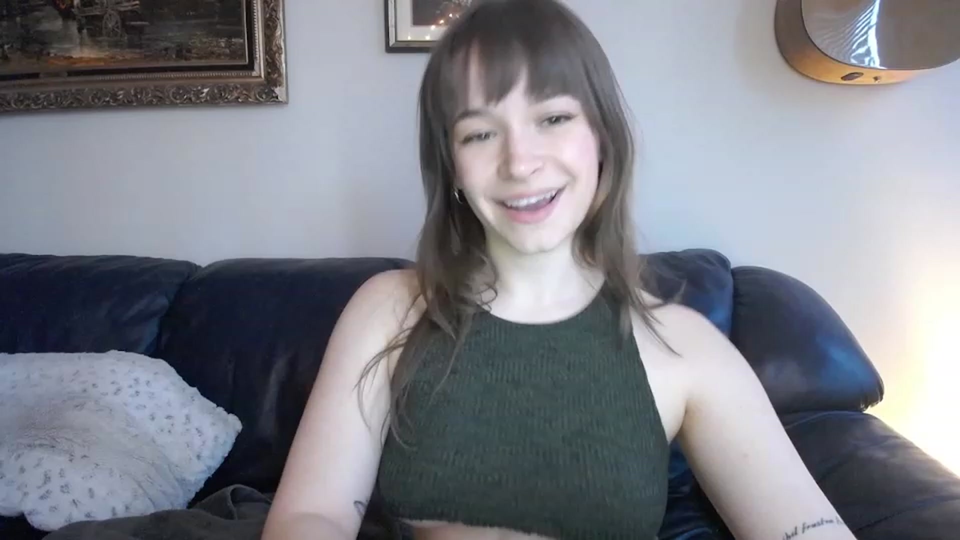 Gallery image thumbnail from BossBabyGirl's myfreecams stream on, 03/05/2023, 24:08 image 5 of 20