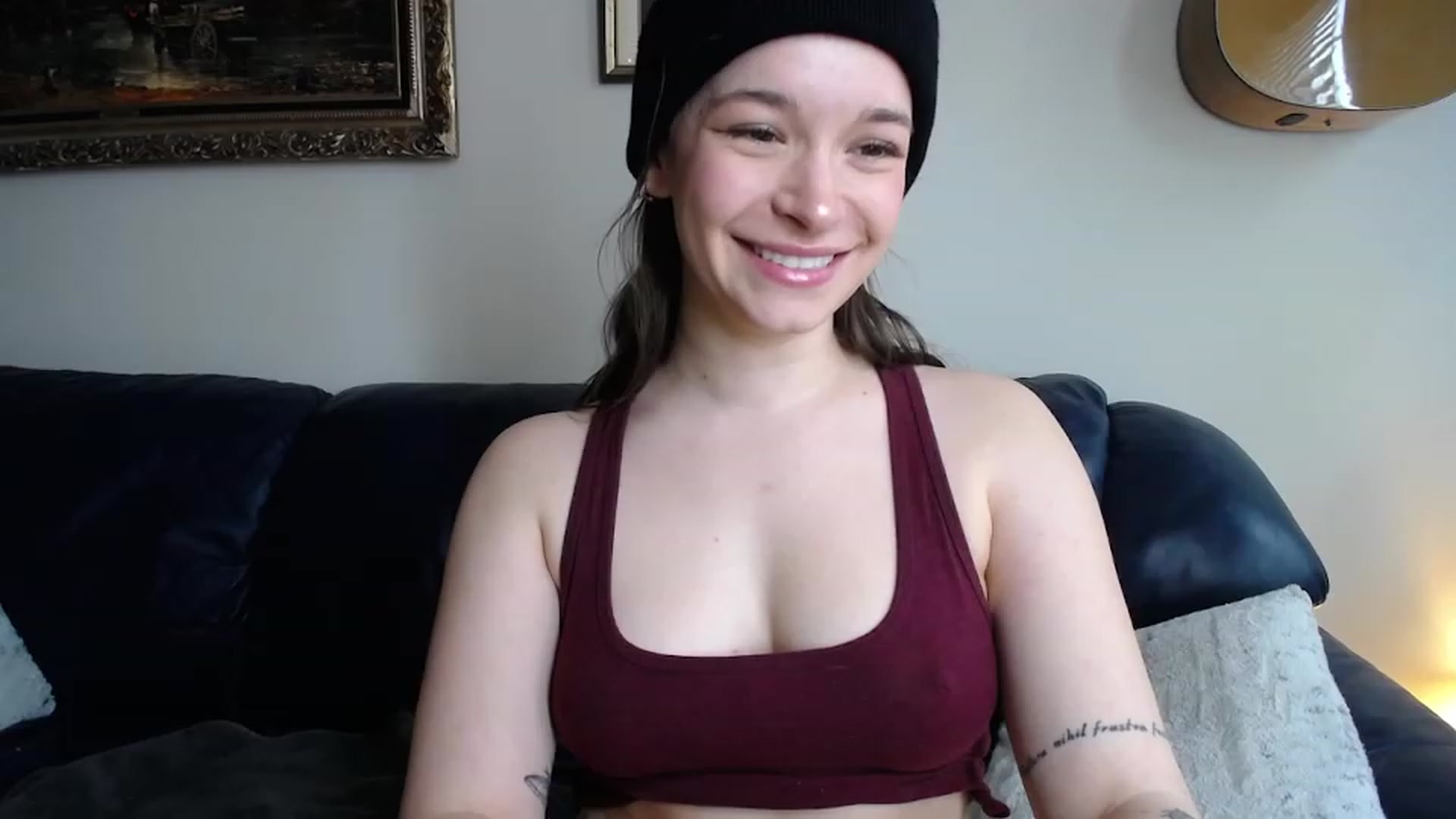Gallery image thumbnail from BossBabyGirl's myfreecams stream on, 03/15/2023, 23:12 image 7 of 20