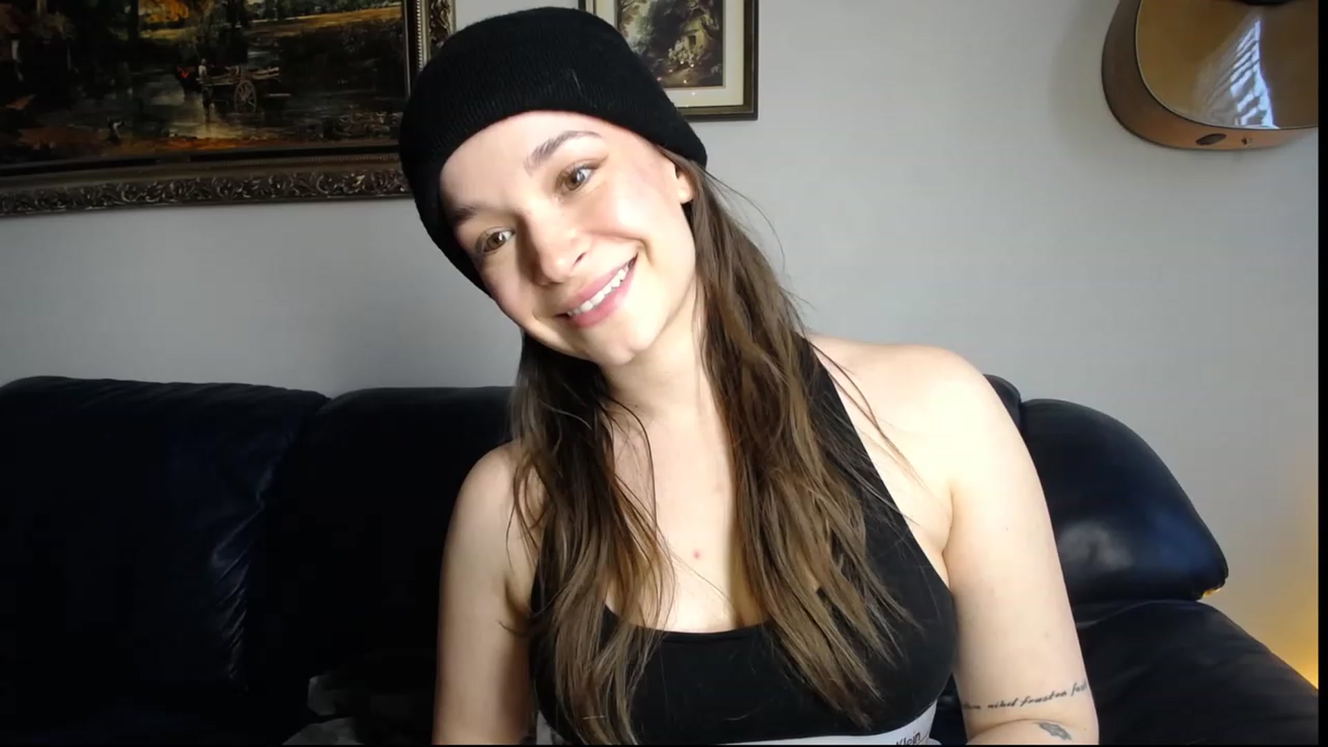 Gallery image thumbnail from BossBabyGirl's myfreecams stream on, 03/25/2023, 23:43 image 3 of 20