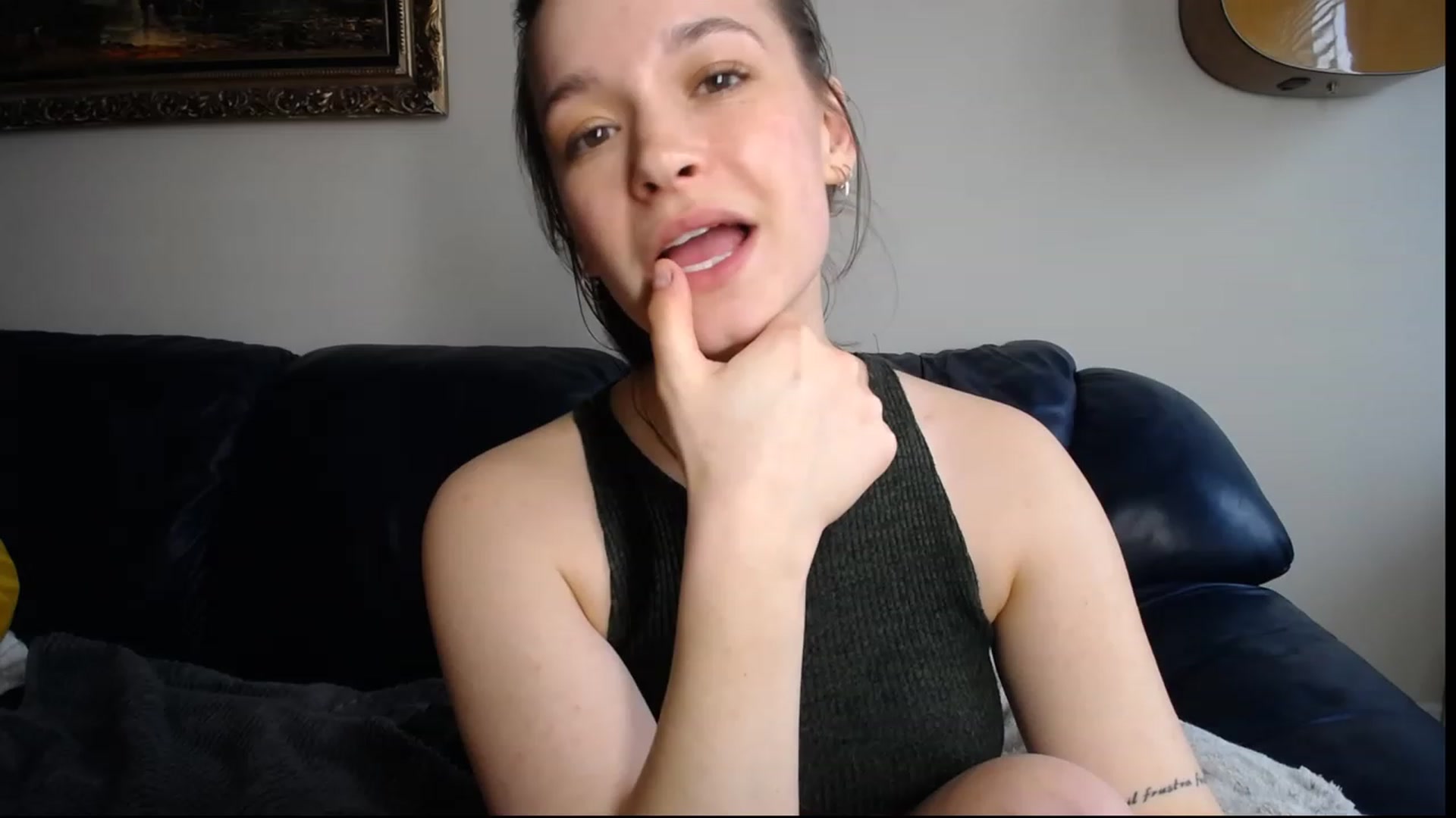 Gallery image thumbnail from BossBabyGirl's myfreecams stream on, 04/27/2023, 23:53 image 19 of 20