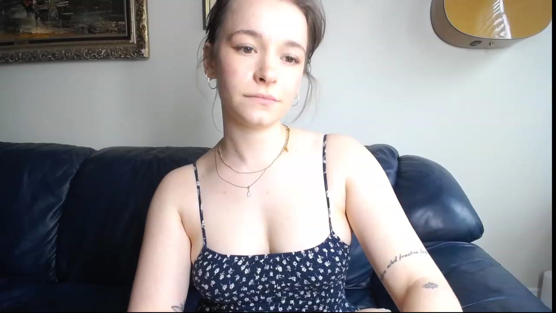 Gallery image thumbnail from BossBabyGirl's myfreecams stream on, 05/21/2023, 22:08 image 13 of 20