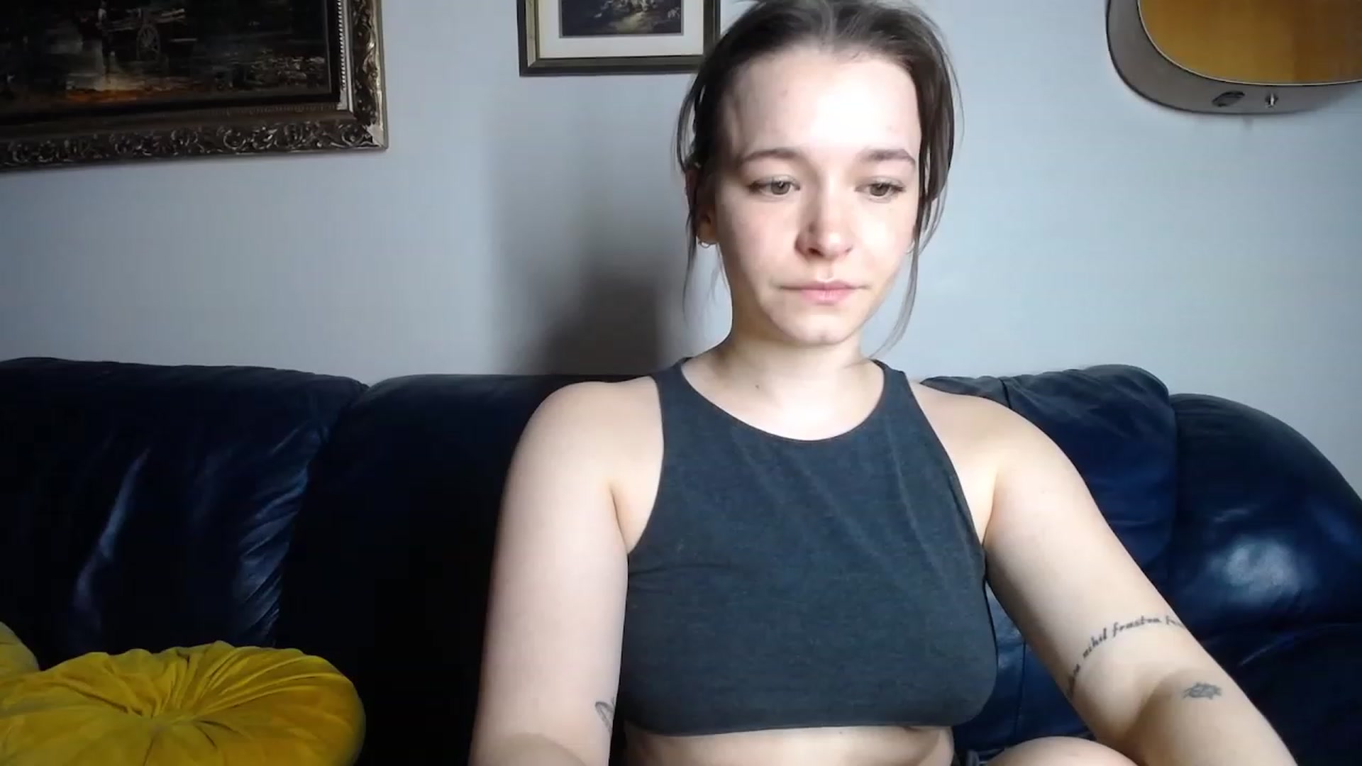 Gallery image thumbnail from BossBabyGirl's myfreecams stream on, 10/25/2023, 22:59 image 9 of 20