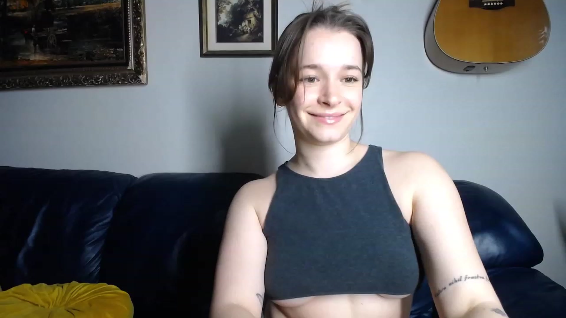 Gallery image thumbnail from BossBabyGirl's myfreecams stream on, 10/25/2023, 22:59 image 4 of 20