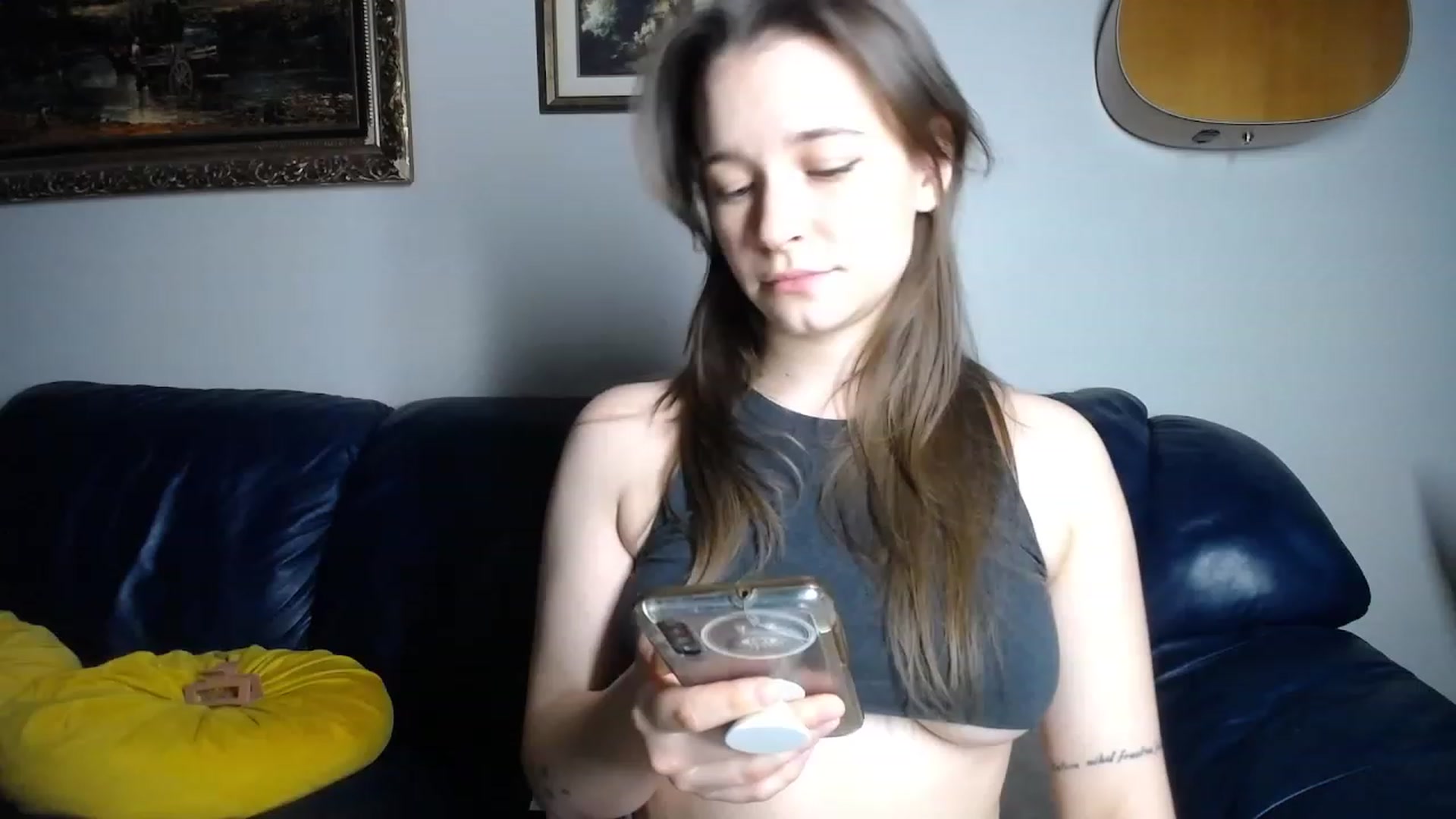 Gallery image thumbnail from BossBabyGirl's myfreecams stream on, 10/25/2023, 22:59 image 13 of 20