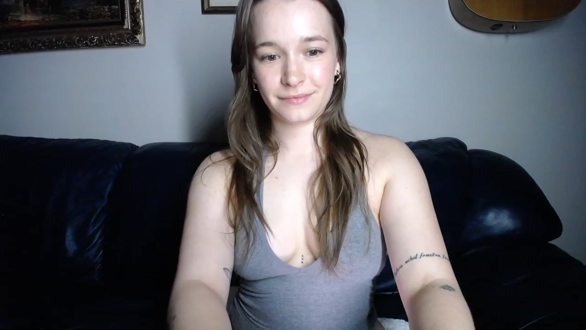 Gallery image thumbnail from BossBabyGirl's myfreecams stream on, 11/07/2023, 24:10 image 12 of 20
