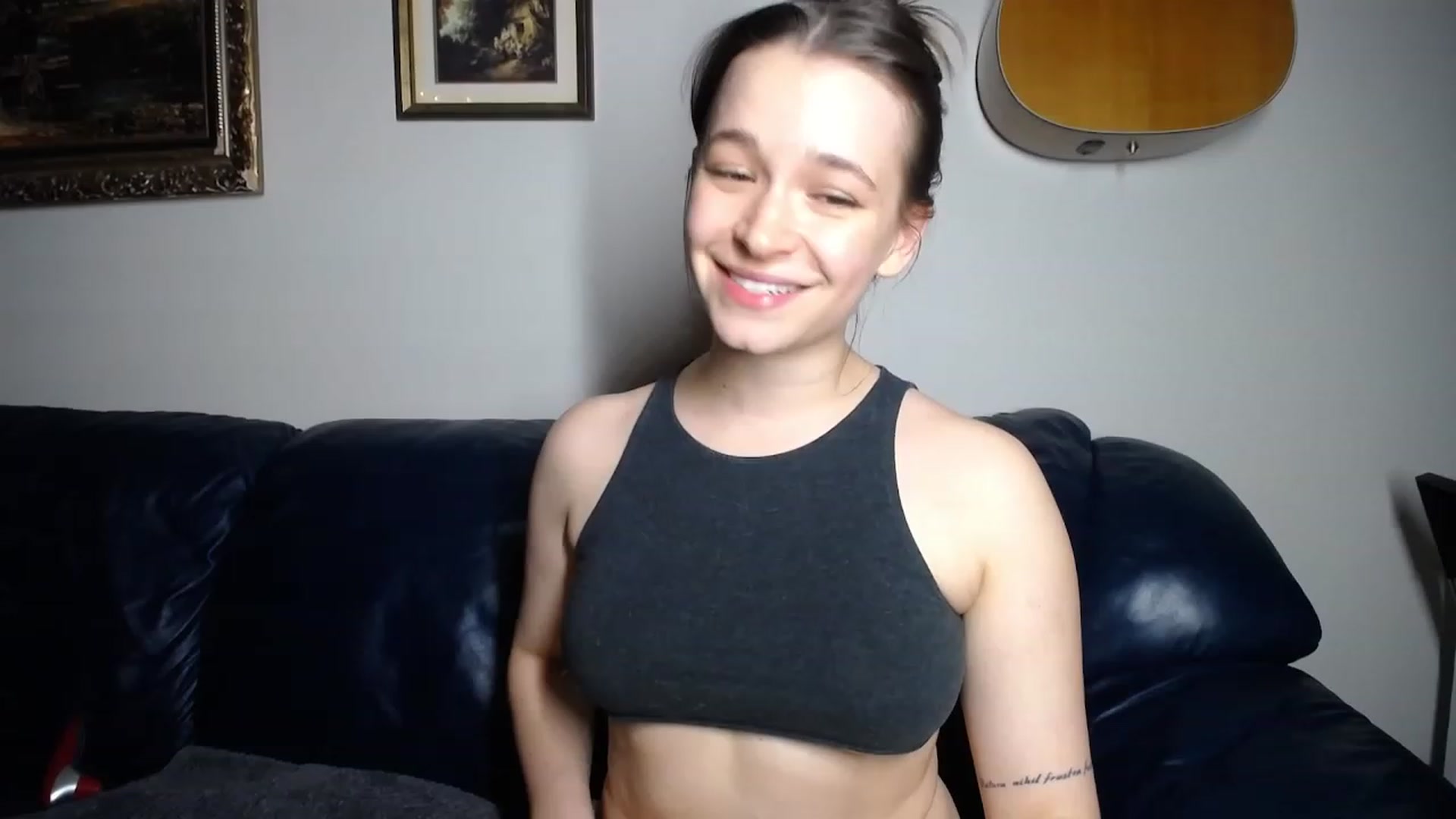 Gallery image thumbnail from BossBabyGirl's myfreecams stream on, 12/15/2023, 24:02 image 19 of 20