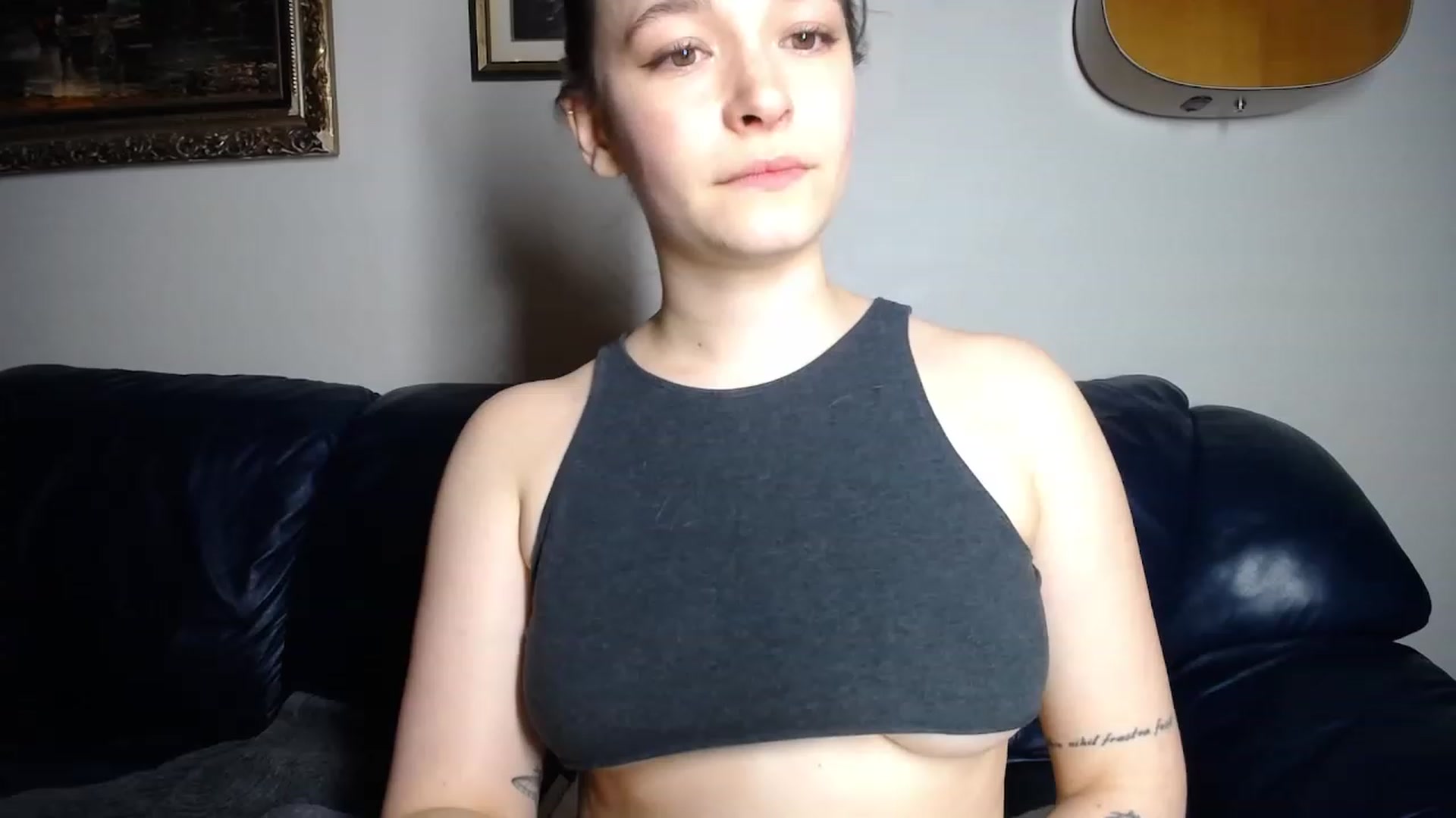 Gallery image thumbnail from BossBabyGirl's myfreecams stream on, 12/15/2023, 24:02 image 9 of 20