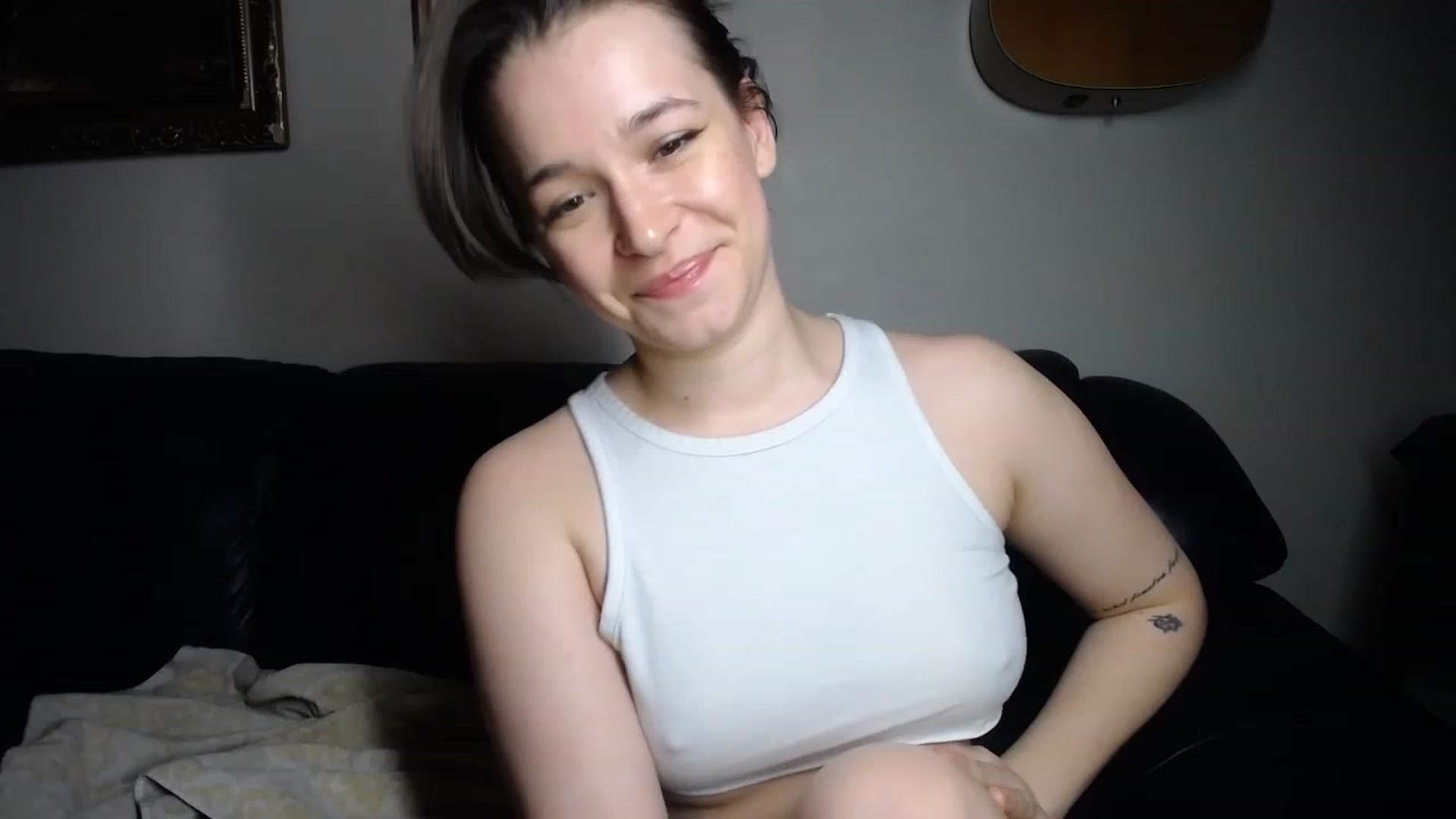 Gallery image thumbnail from BossBabyGirl's myfreecams stream on, 01/01/2024, 03:00 image 12 of 20