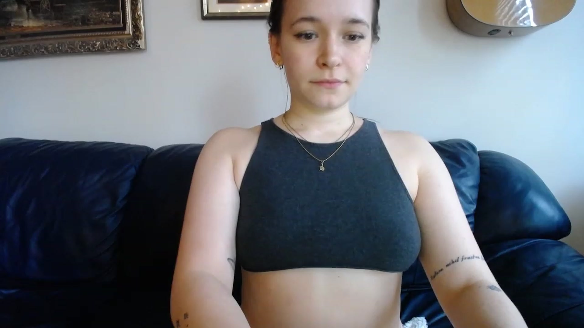 Gallery image thumbnail from BossBabyGirl's myfreecams stream on, 03/16/2024, 24:03 image 18 of 20