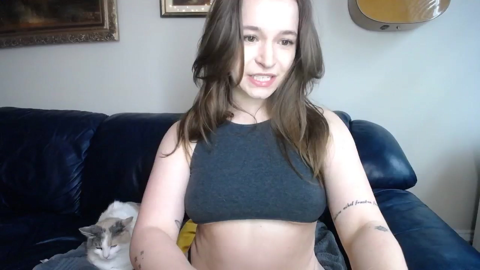 Gallery image thumbnail from BossBabyGirl's myfreecams stream on, 05/14/2024, 23:56 image 5 of 20