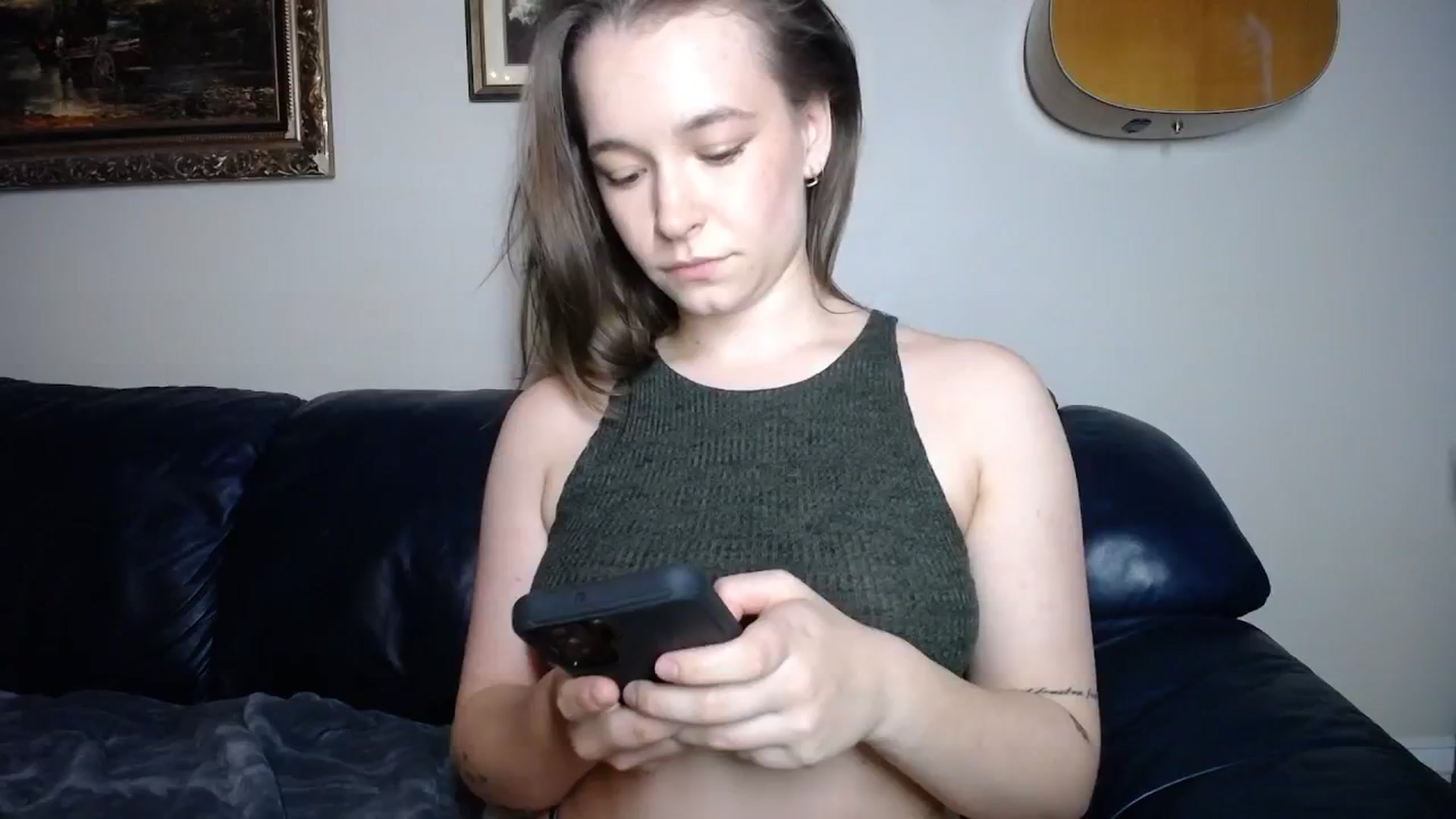 Gallery image thumbnail from BossBabyGirl's myfreecams stream on, 09/24/2024, 24:02 image 14 of 20