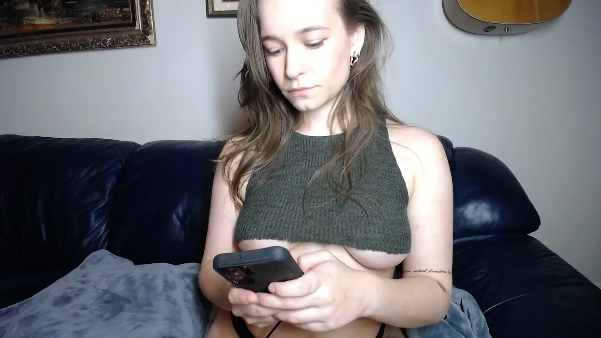 Gallery image thumbnail from BossBabyGirl's myfreecams stream on, 09/26/2024, 01:04 image 12 of 20